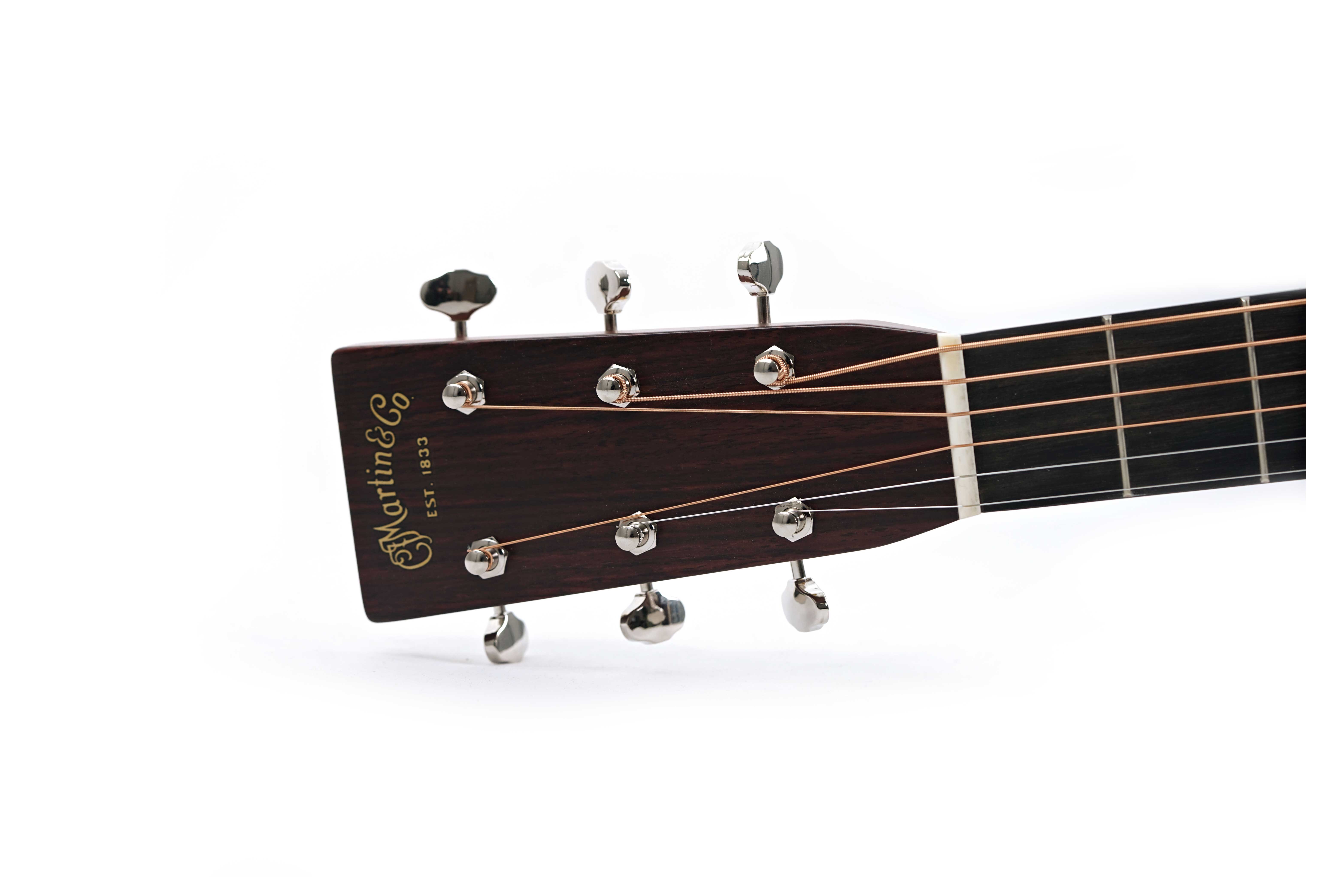 GUITARGUITAR Martin Custom Shop North Street Edition D-28 Herringbone Wild Grain East Indian Rosewood Left Handed