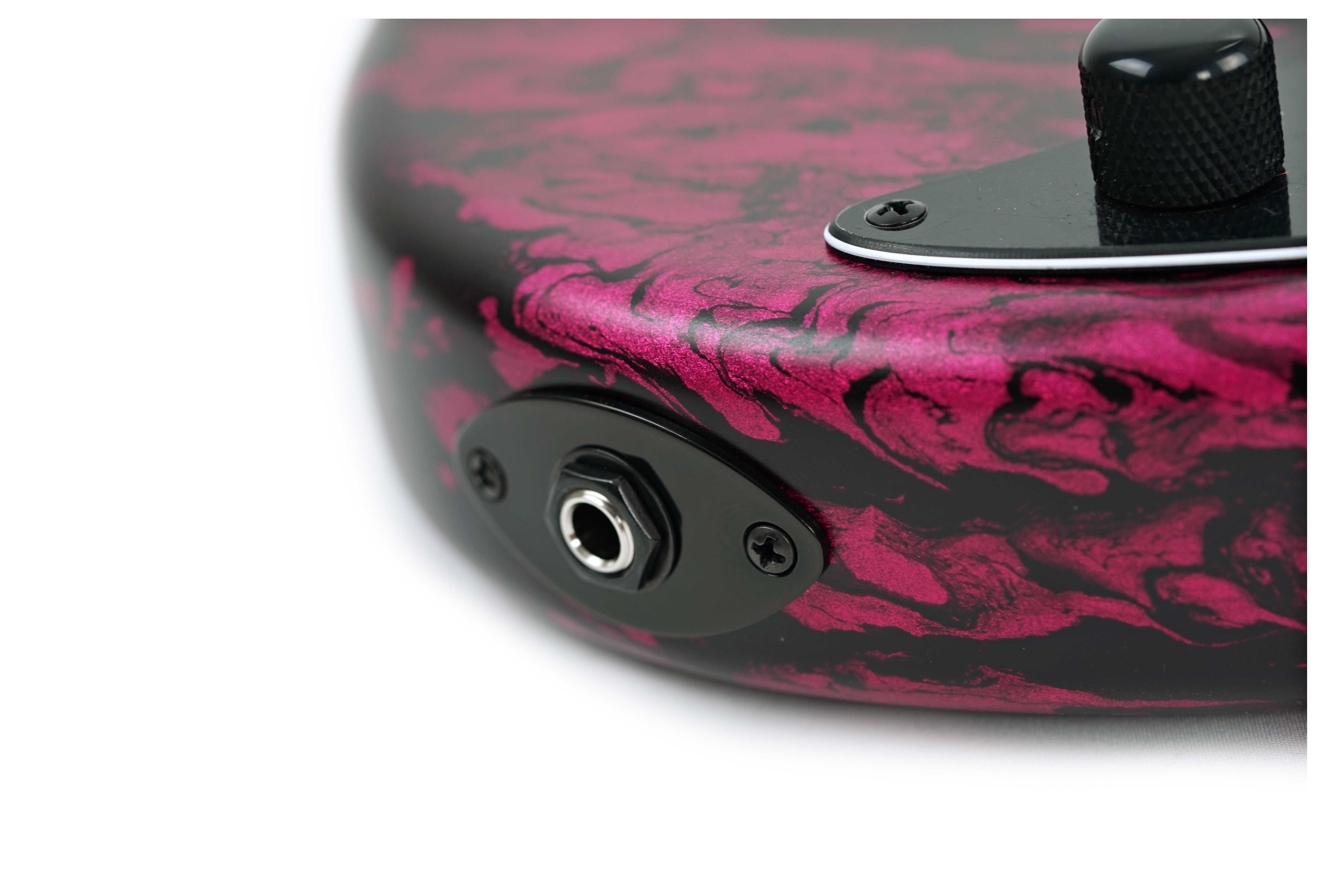 GUITARGUITAR Tyler USA Studio Elite HD See thru Fuchsia Tint