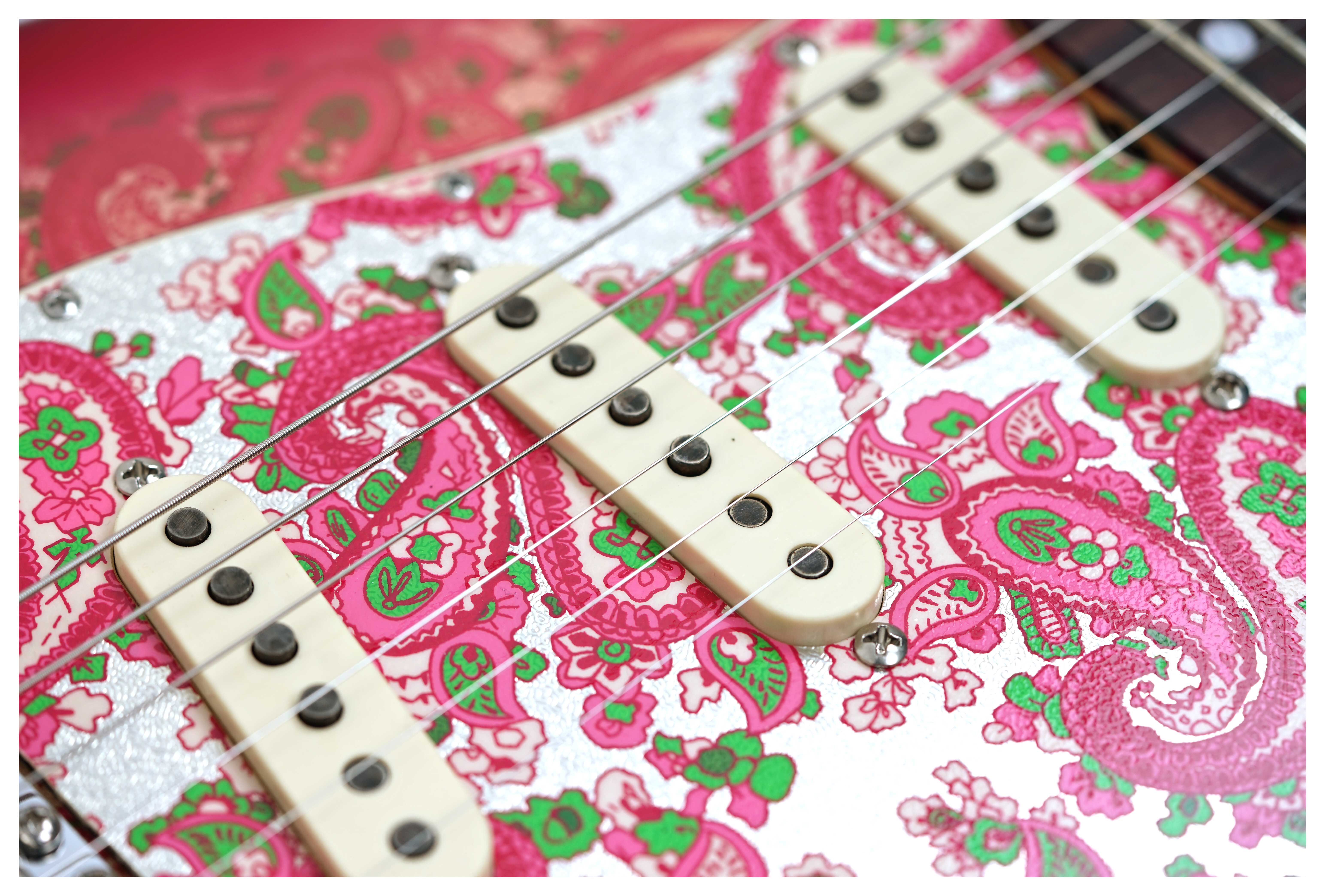 GUITARGUITAR Fender Custom Shop 1968 Stratocaster Journeyman Relic Pink Paisley #R140987
