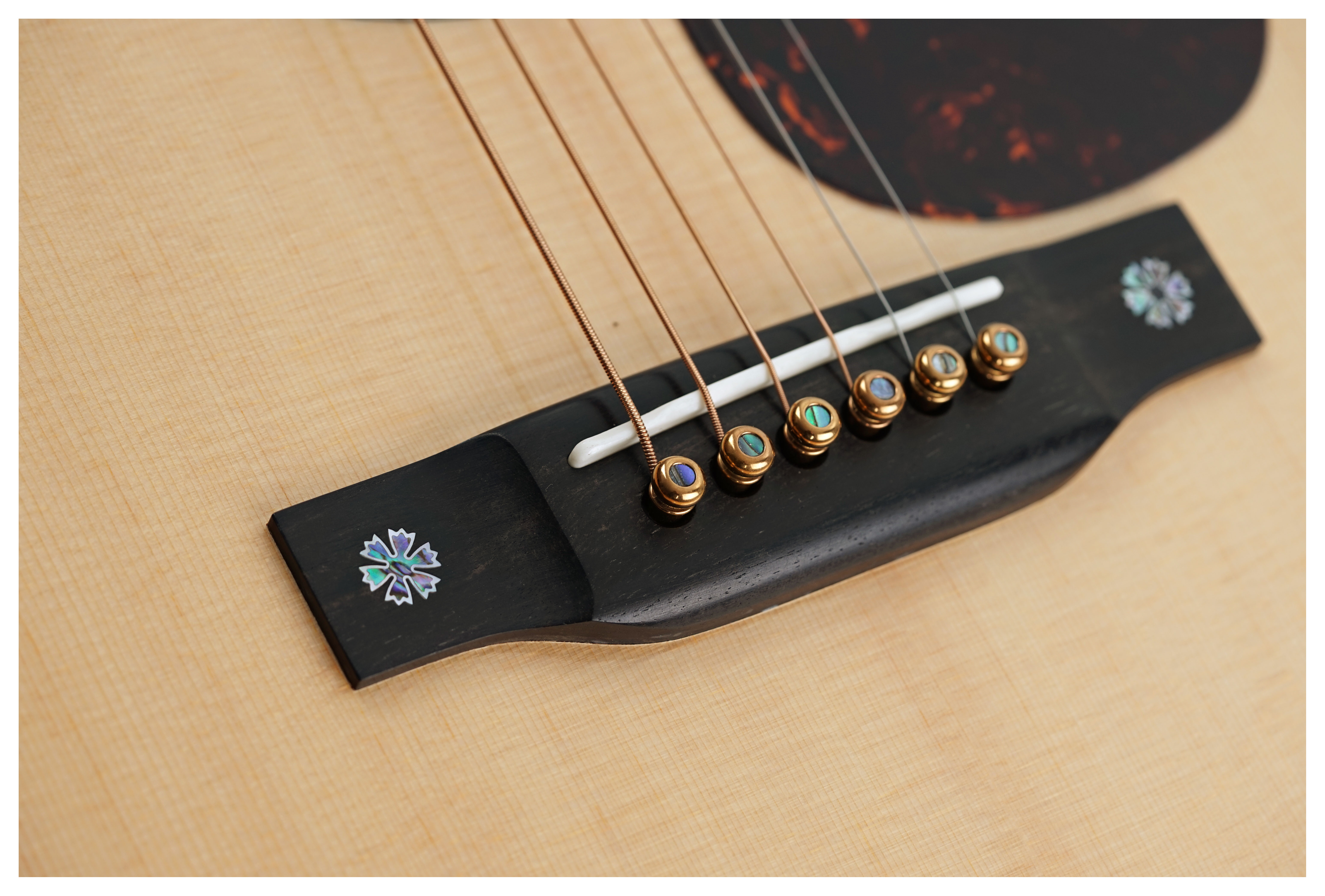 GUITARGUITAR Martin D-42 Modern Deluxe