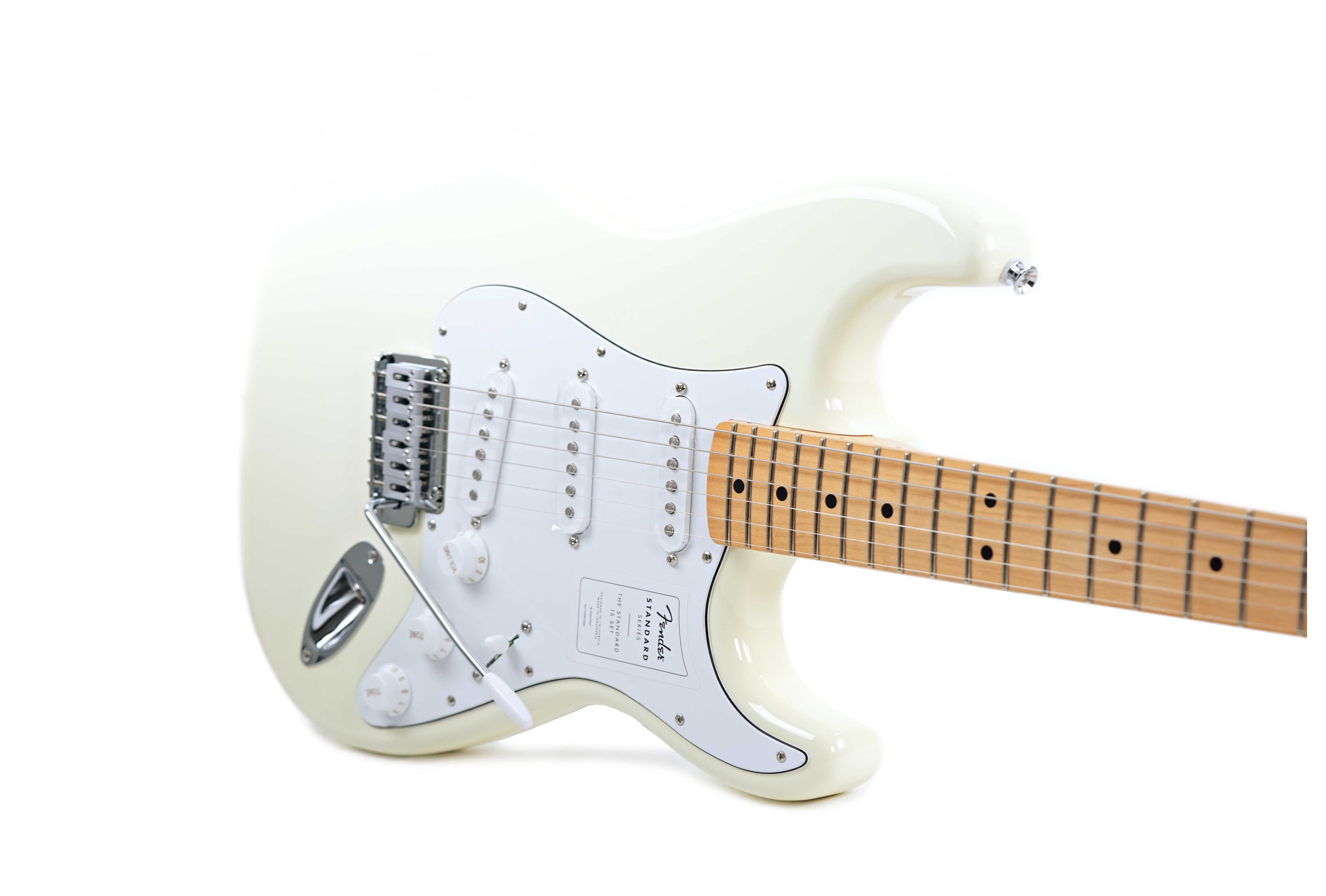 GUITARGUITAR Fender Standard Stratocaster Olympic White Maple Fingerboard