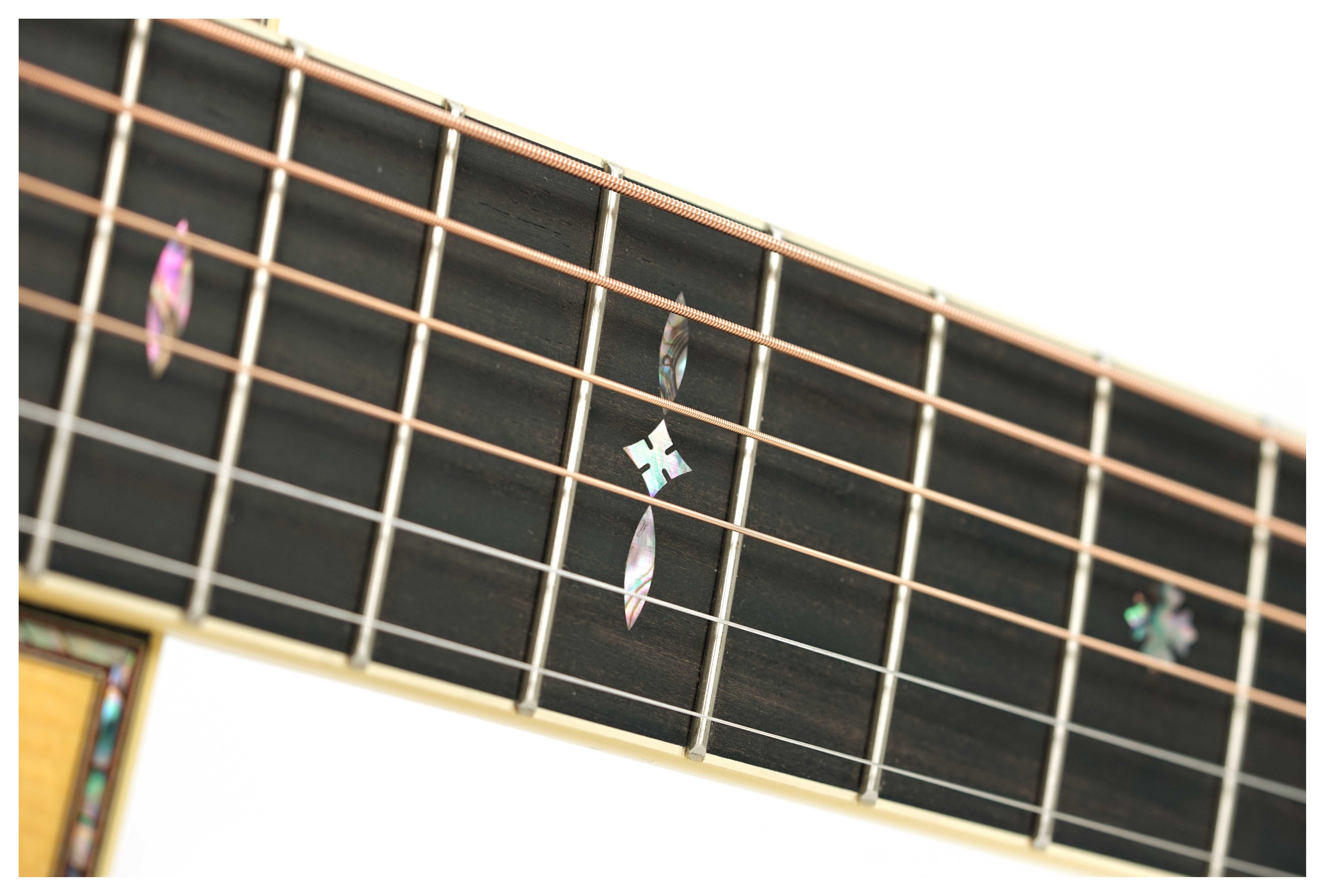 GUITARGUITAR Martin 000-42 EC 30th Anniversary Eric Clapton Hand Signed