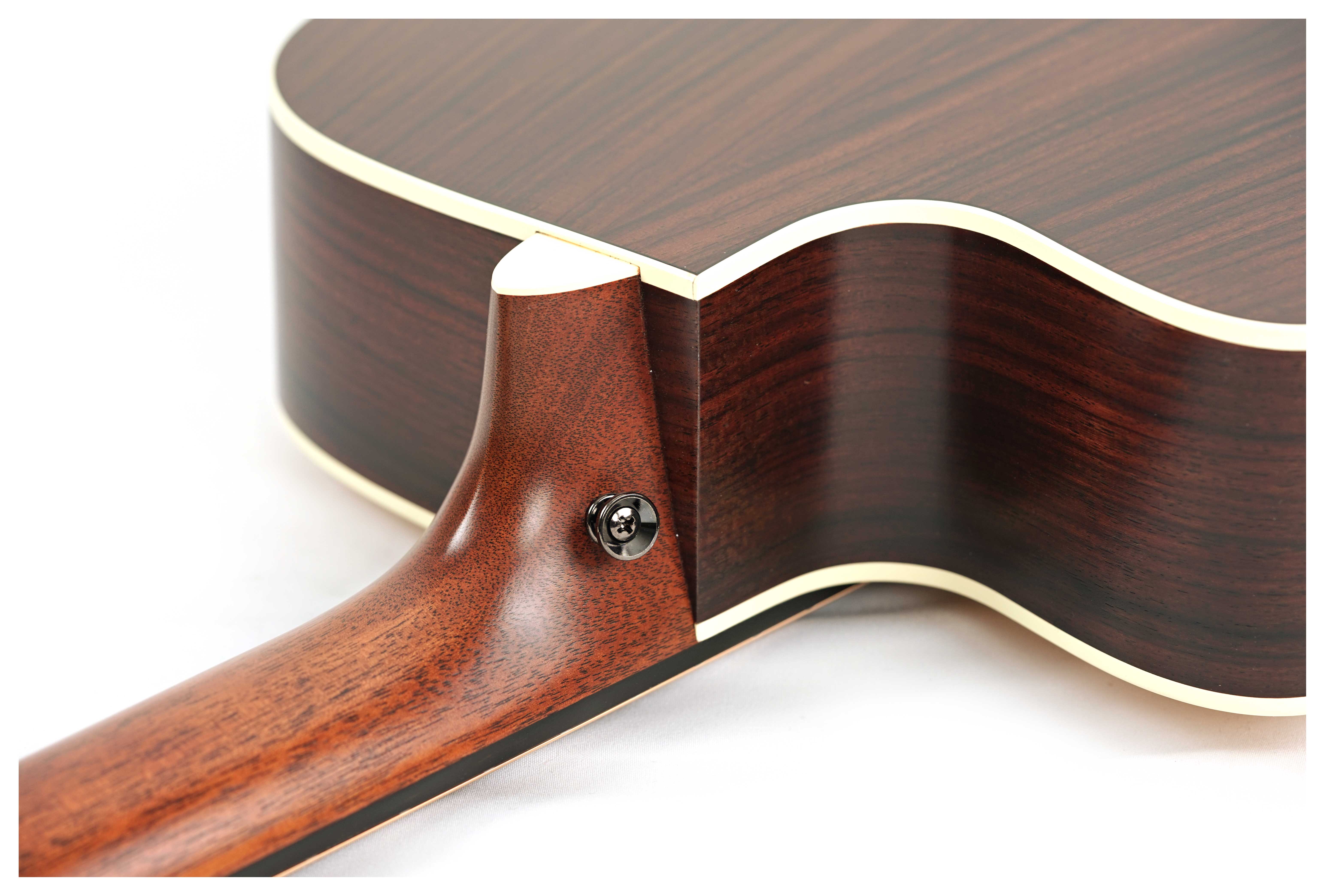 GUITARGUITAR Martin BC16E-01