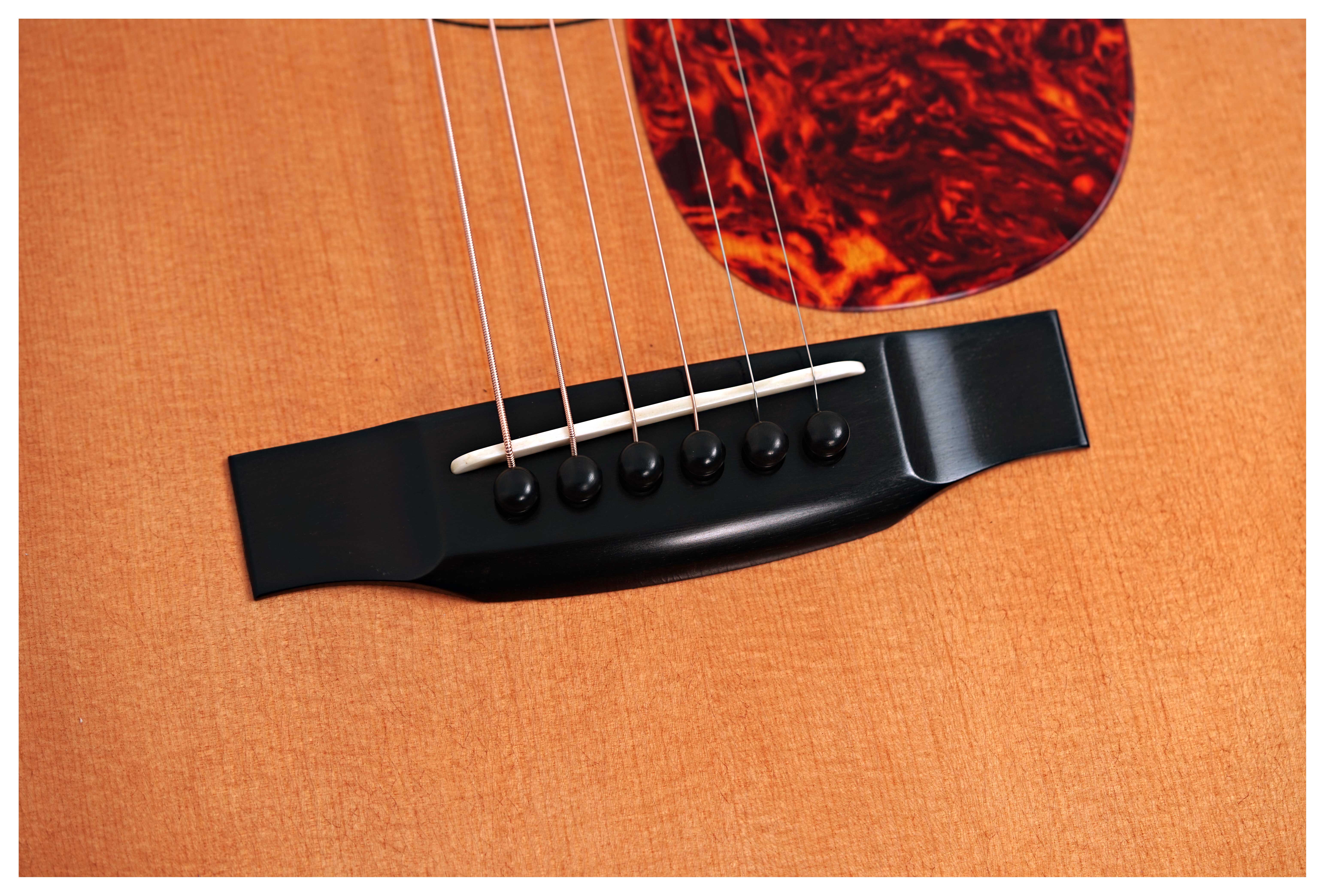 GUITARGUITAR Atkin Essential OM Aged Finish #3976