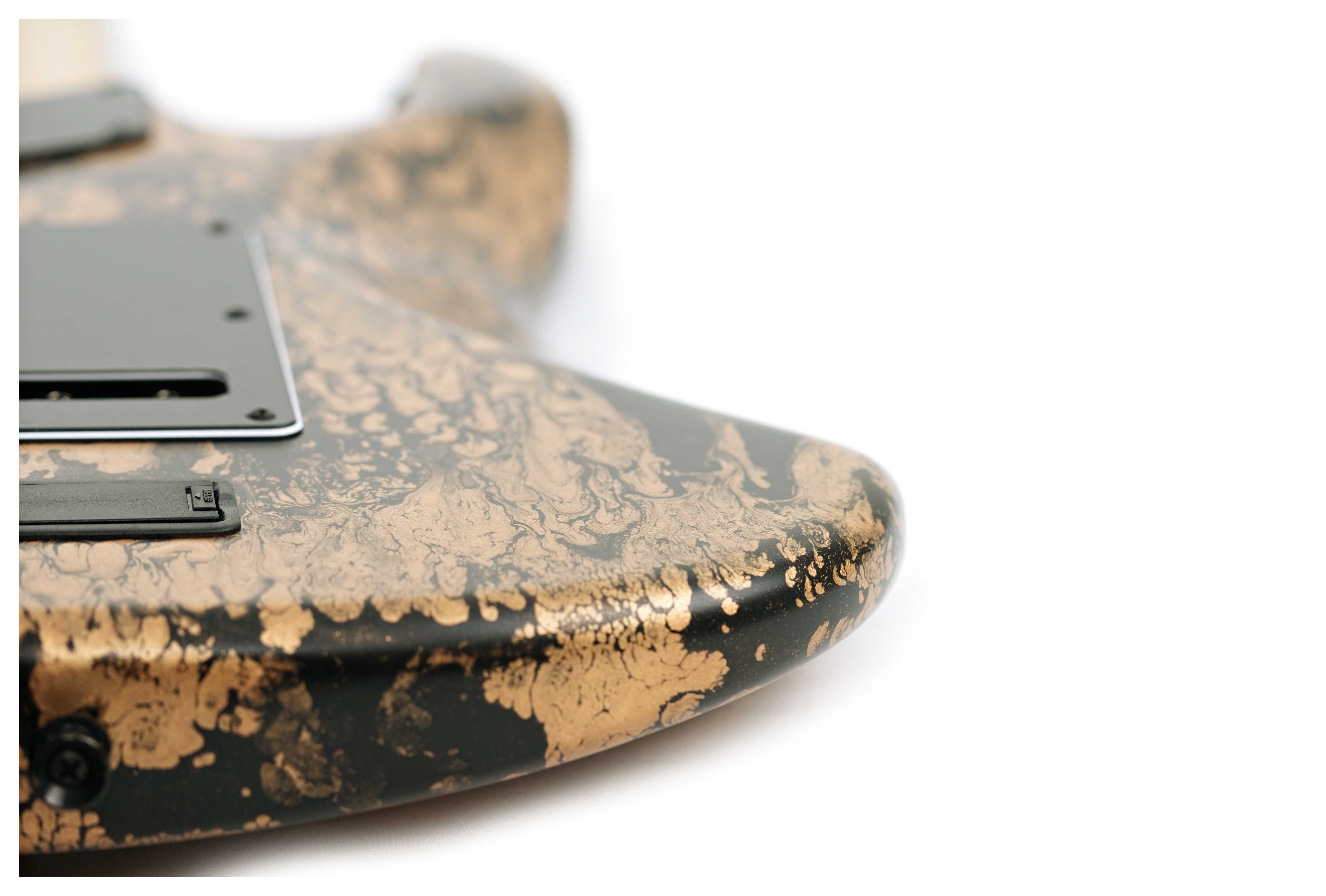 GUITARGUITAR Tyler USA Studio Elite HD Black Gold Shmear #1