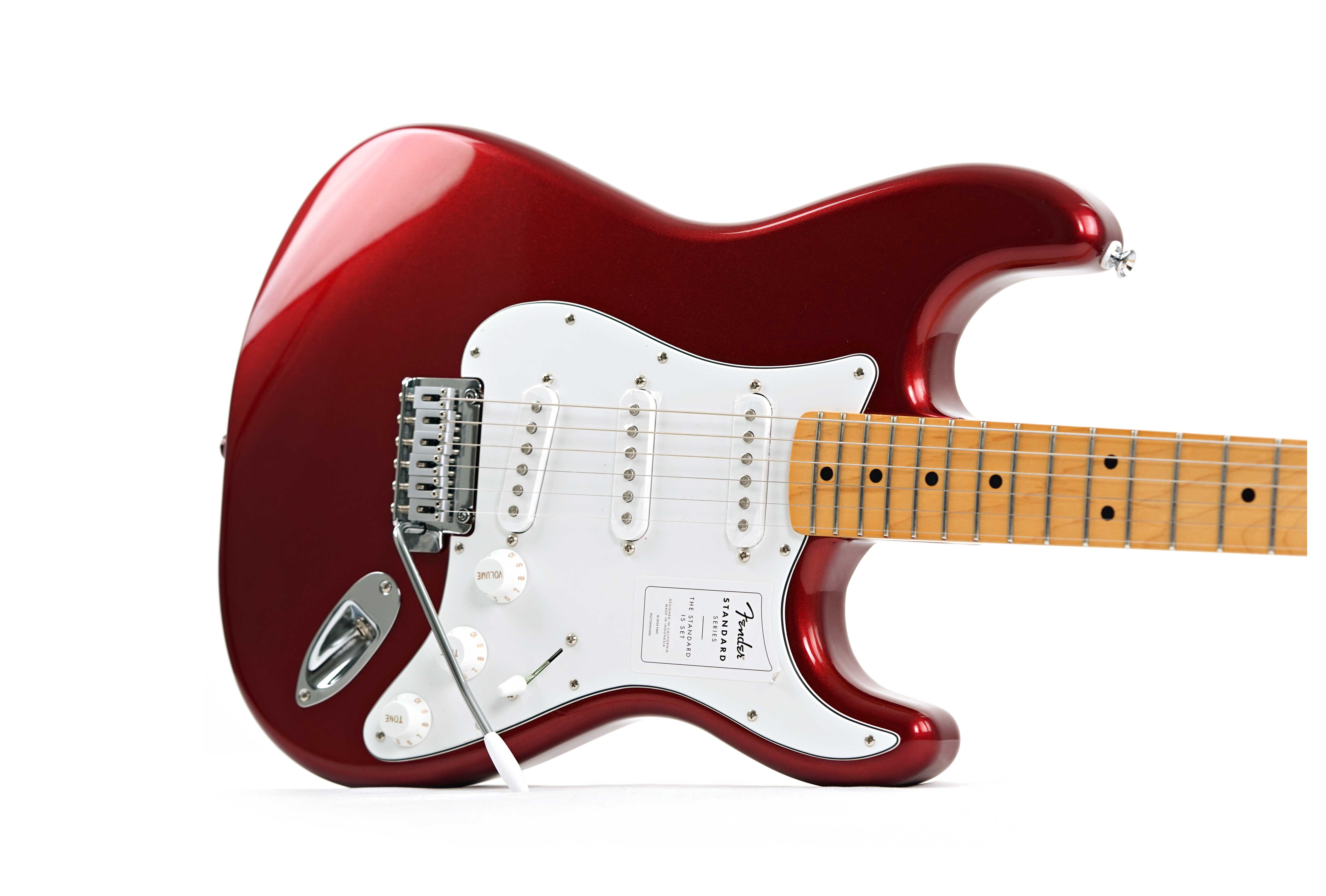 GUITARGUITAR Fender Standard Stratocaster Candy Cola Maple Fingerboard