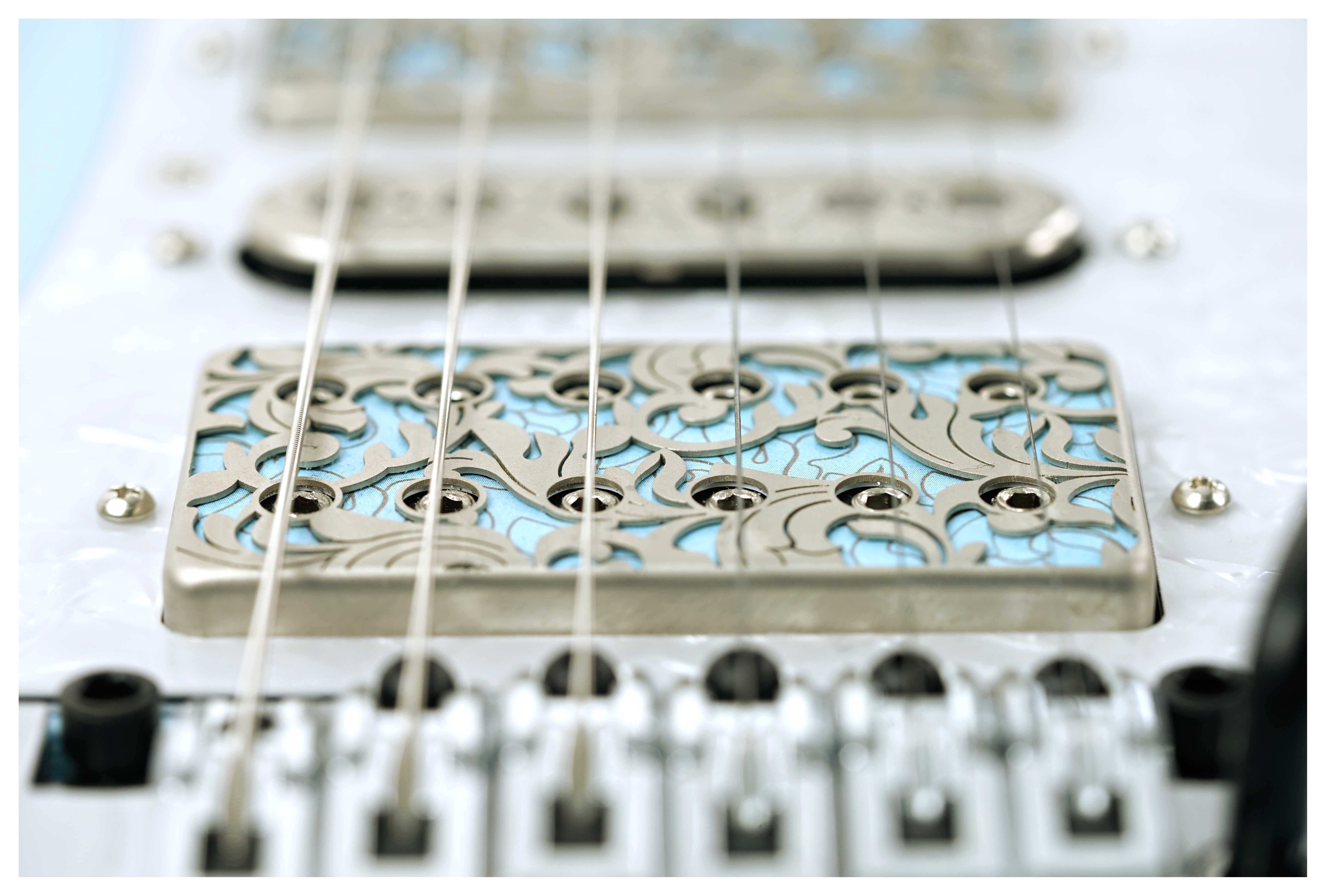 GUITARGUITAR Ibanez PIA3761C Steve Vai Signature PIA Blue Powder