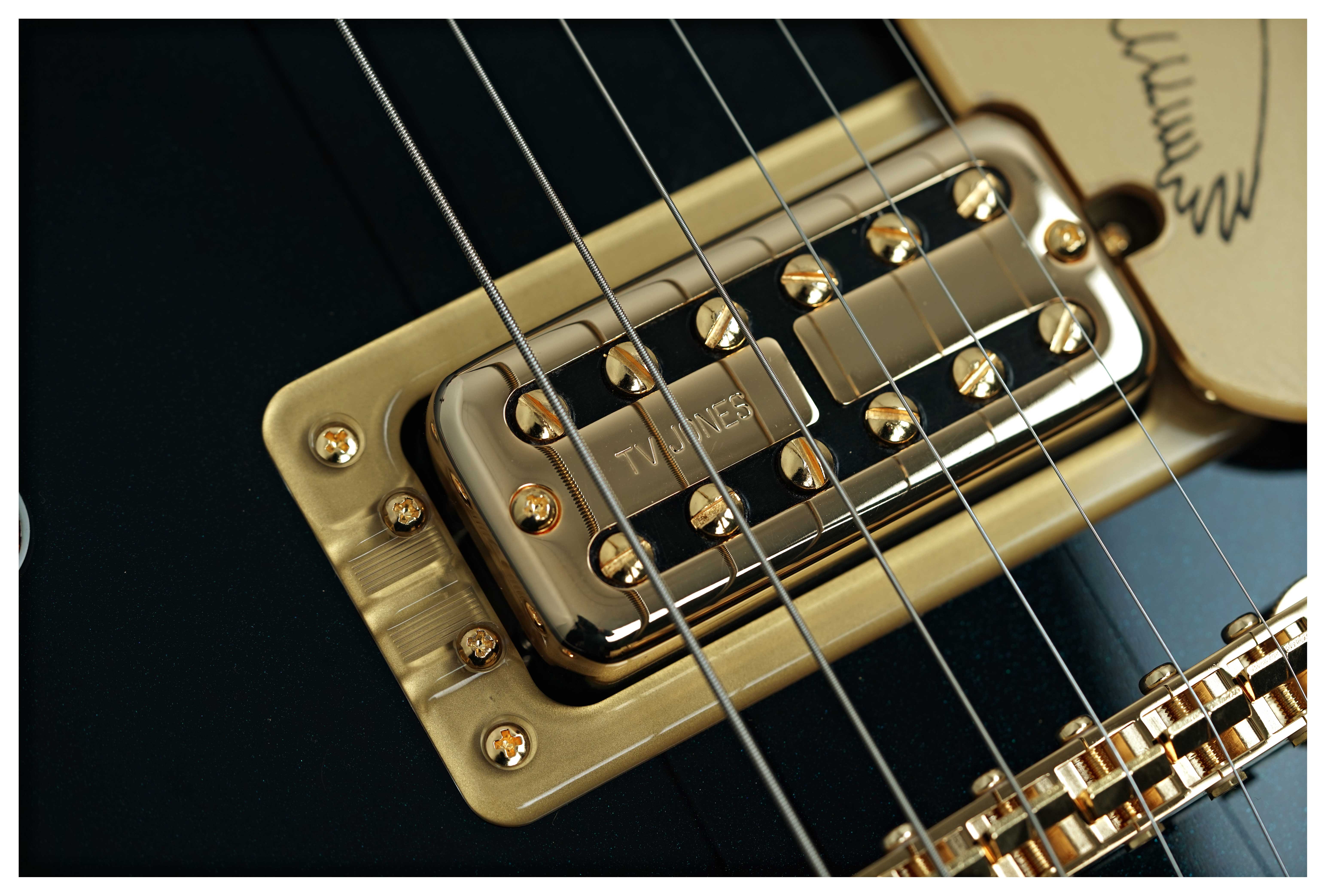 GUITARGUITAR Gretsch Falcon Center Block Limited Edition Double-Cut with Bigsby Midnight Sapphire #JT25051482
