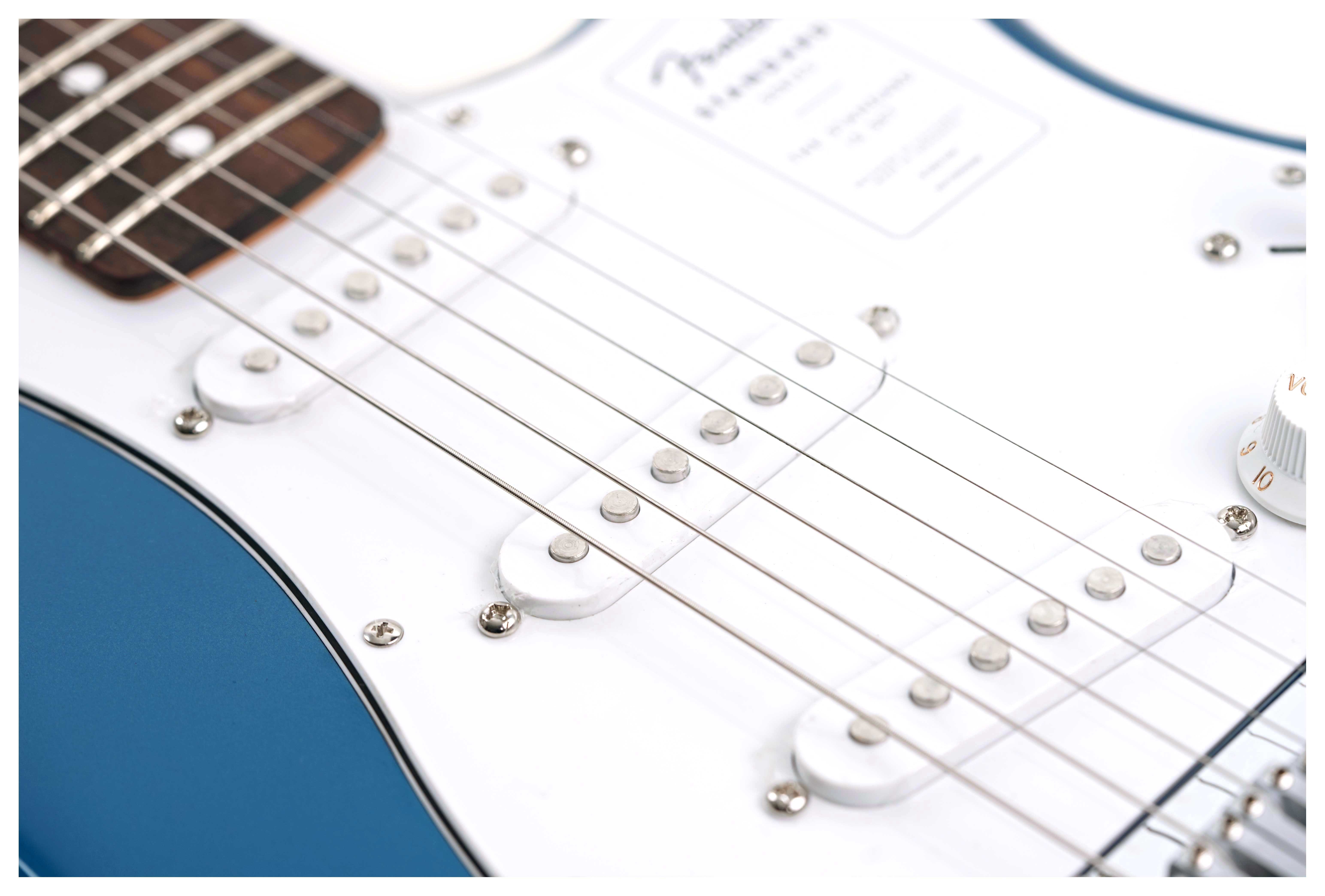 GUITARGUITAR Fender Standard Stratocaster Aqua Marine Metallic Indian Laurel Fingerboard