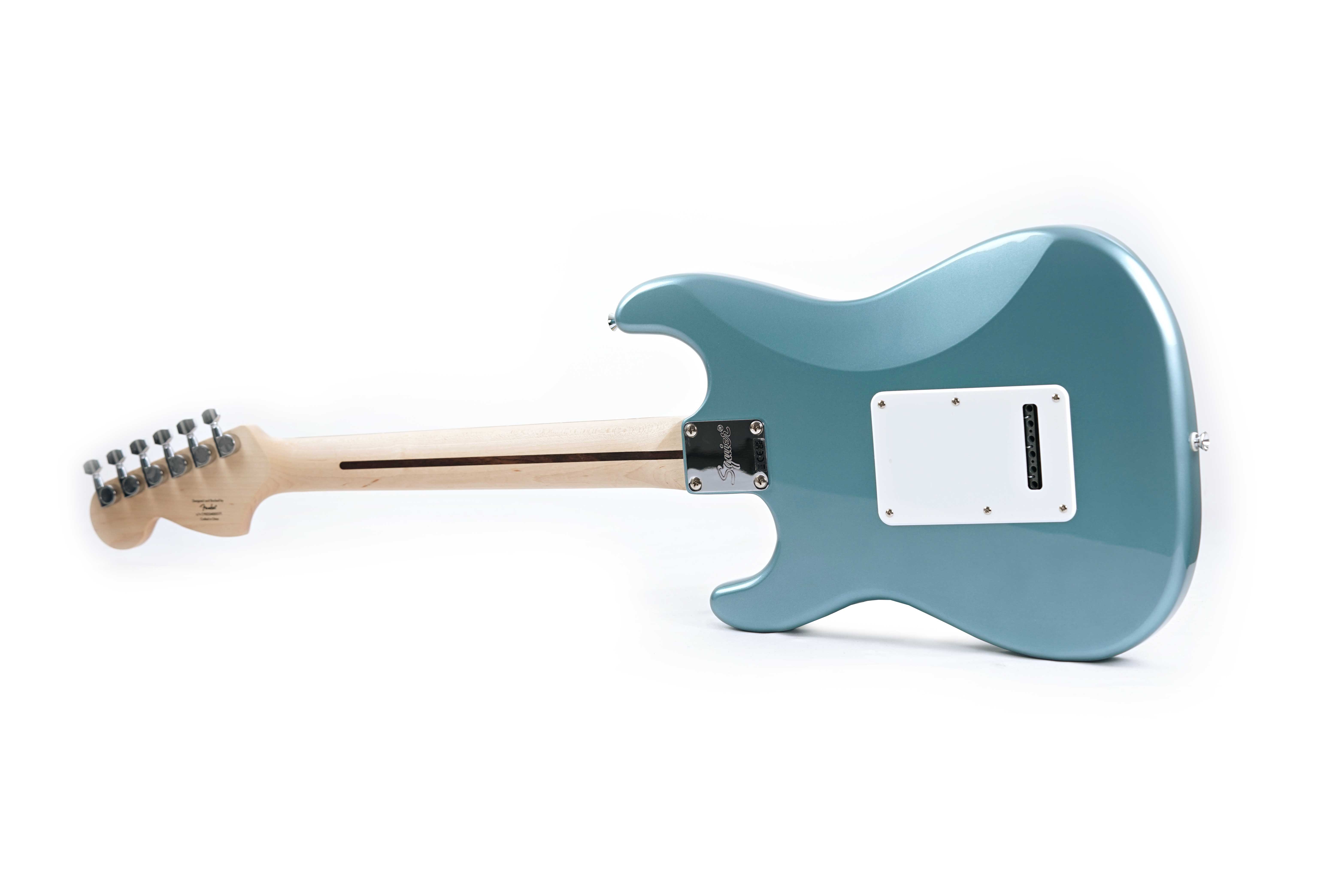 GUITARGUITAR Squier Affinity Series Stratocaster Junior HSS Indian Laurel Fingerboard White Pickguard Ice Blue Metallic