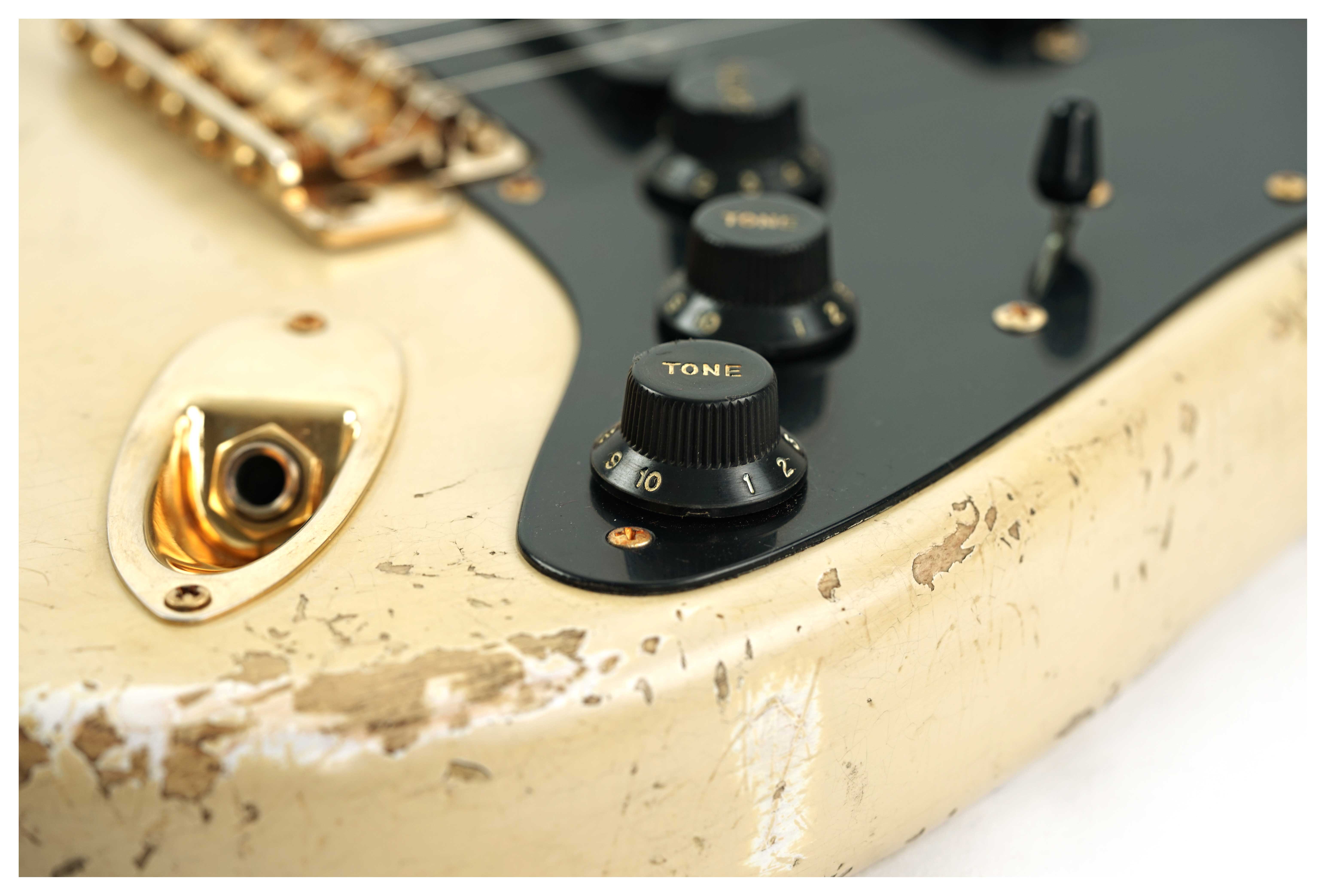 GUITARGUITAR Fender Custom Shop 1950s Stratocaster Relic Faded Desert Sand Master Built by Yuriy Shishkov