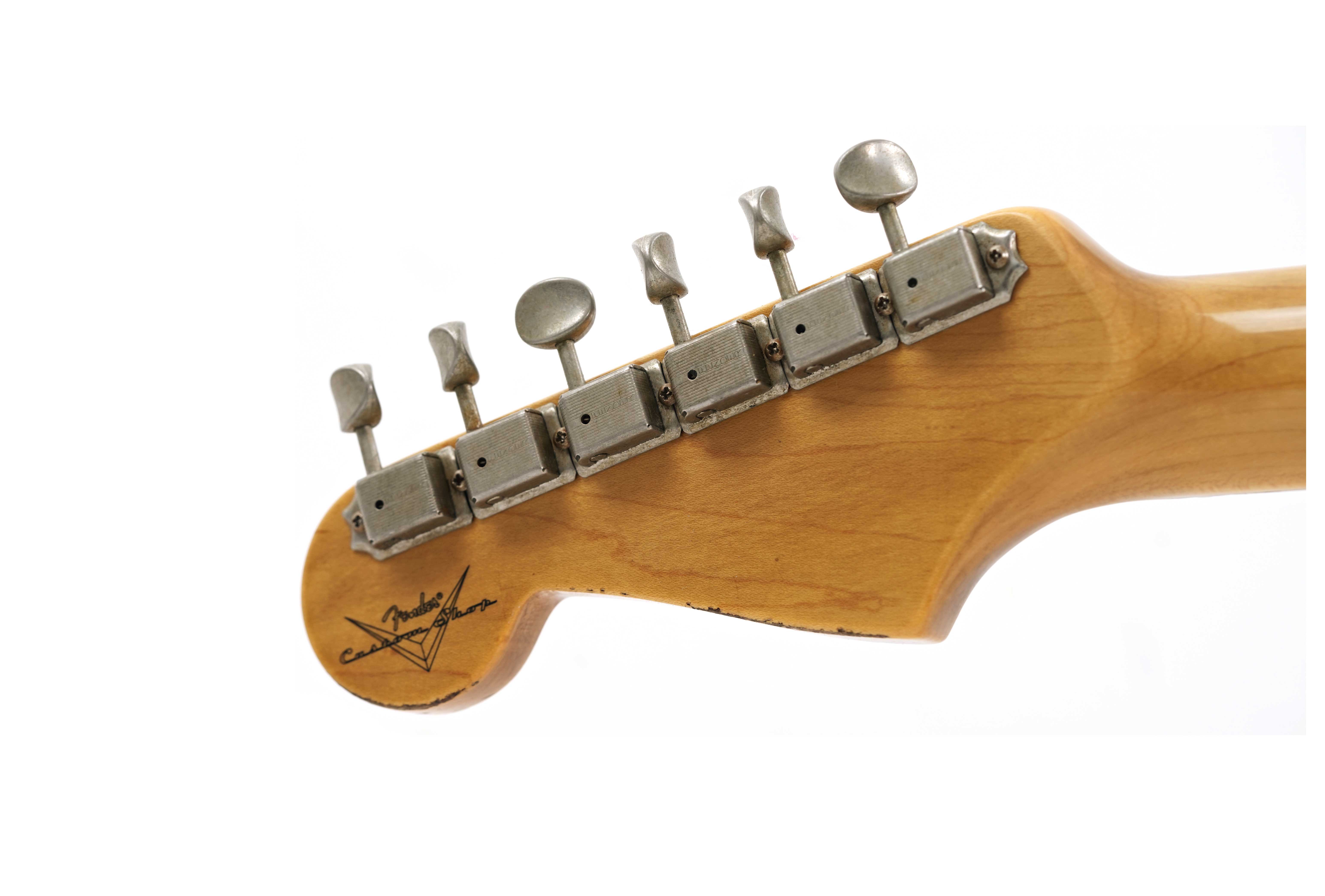 GUITARGUITAR Fender Custom Shop Mid '60s Collection Stratocaster Relic HLE Gold #R143676