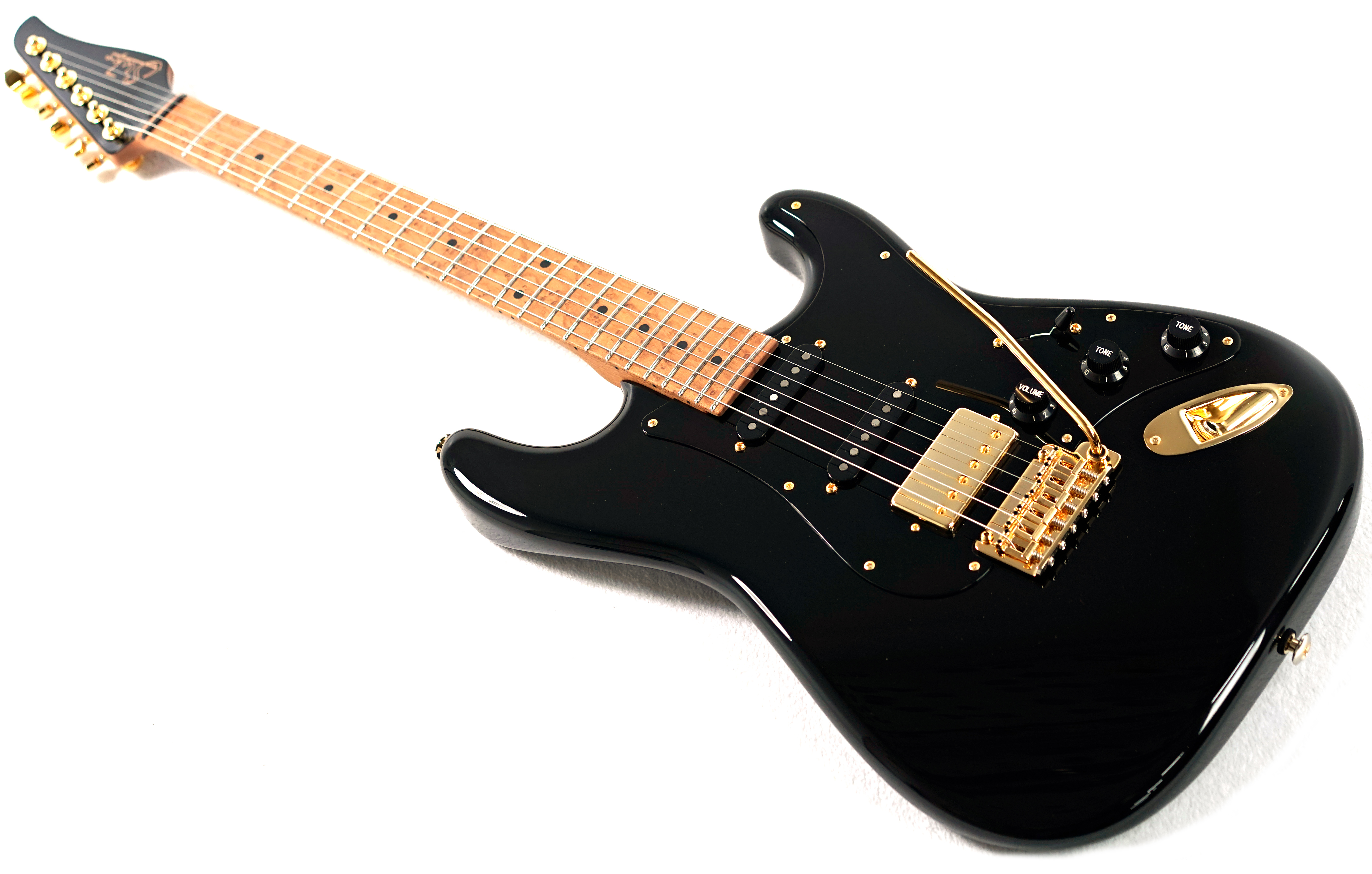 GUITARGUITAR Suhr Mateus Asato Signature Series Classic S Black