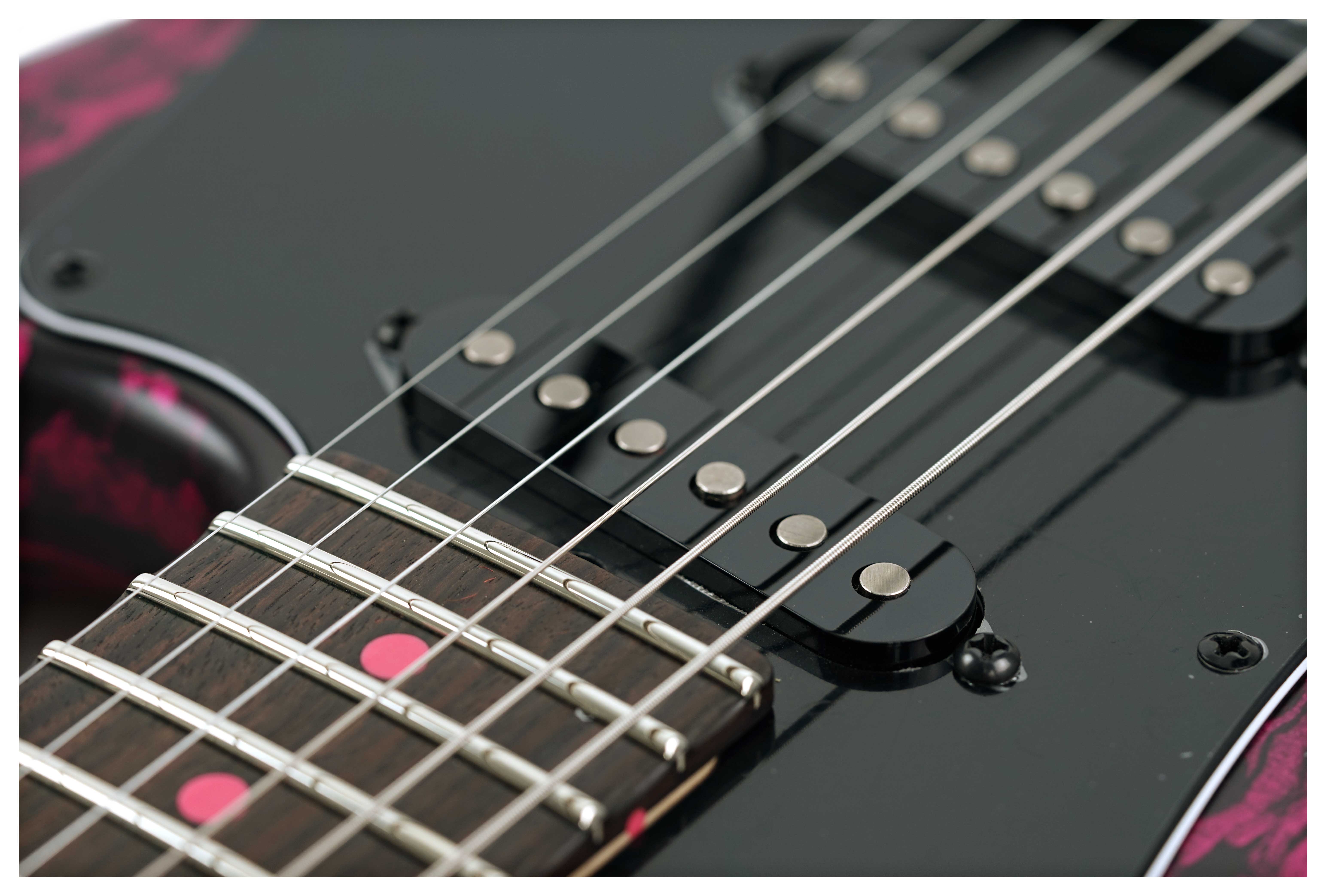 GUITARGUITAR Tyler USA Studio Elite HD See thru Fuchsia Tint