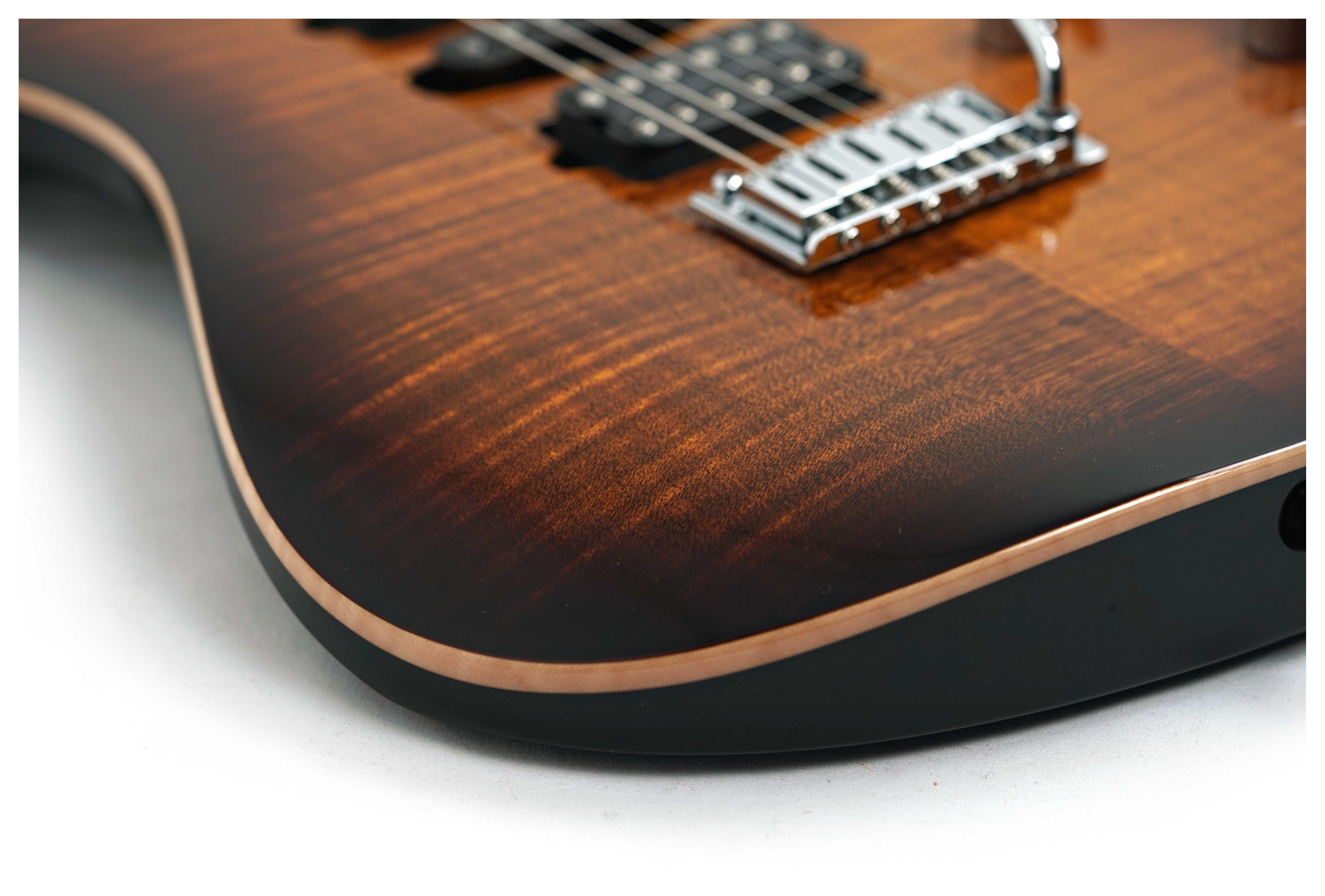GUITARGUITAR Suhr Modern Plus Bengal Burst Maple Fingerboard HSH #91379