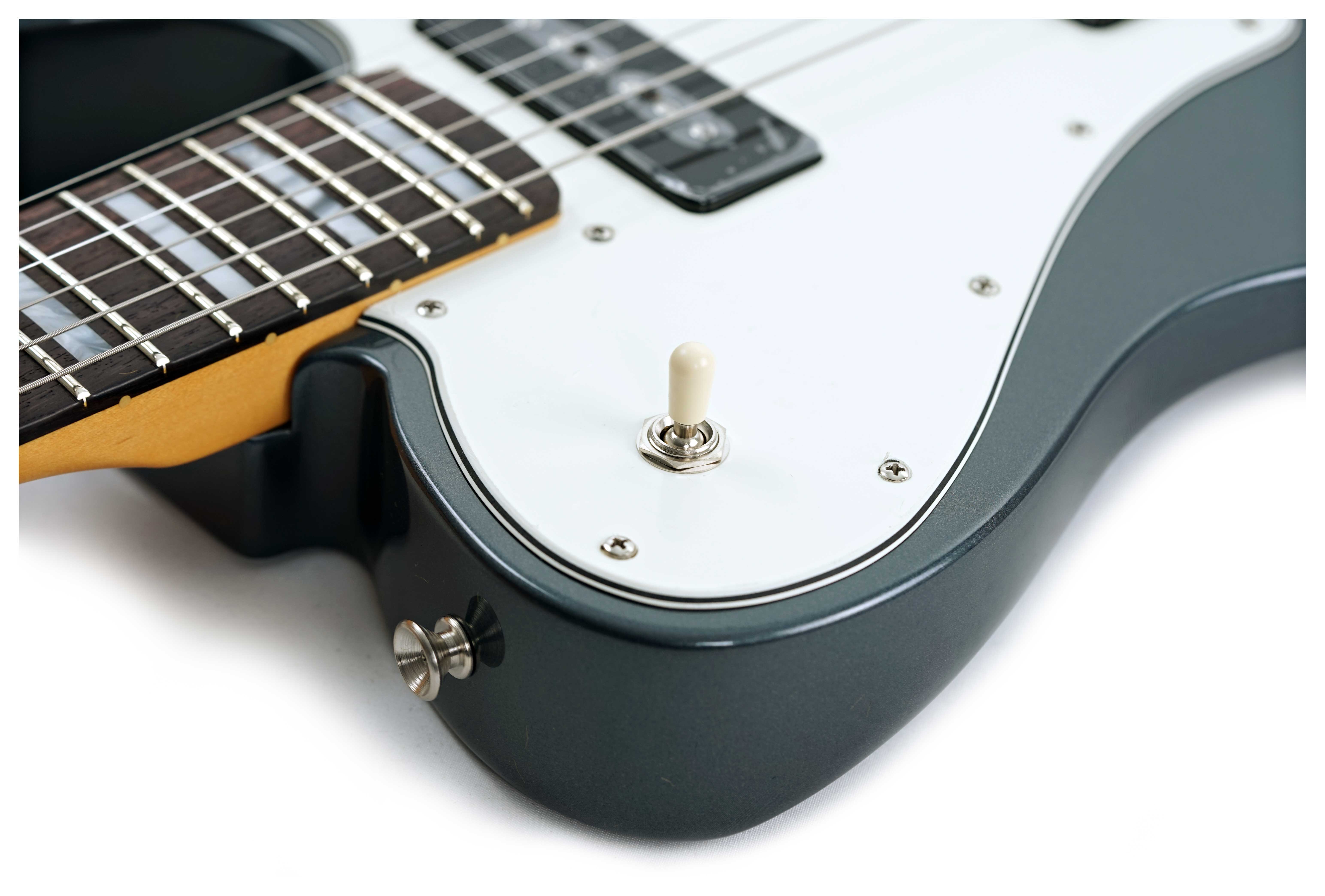 GUITARGUITAR Fender Limited Edition Chris Shiflett Cleaver Telecaster Deluxe Rosewood Fingerboard Charcoal Frost Metallic
