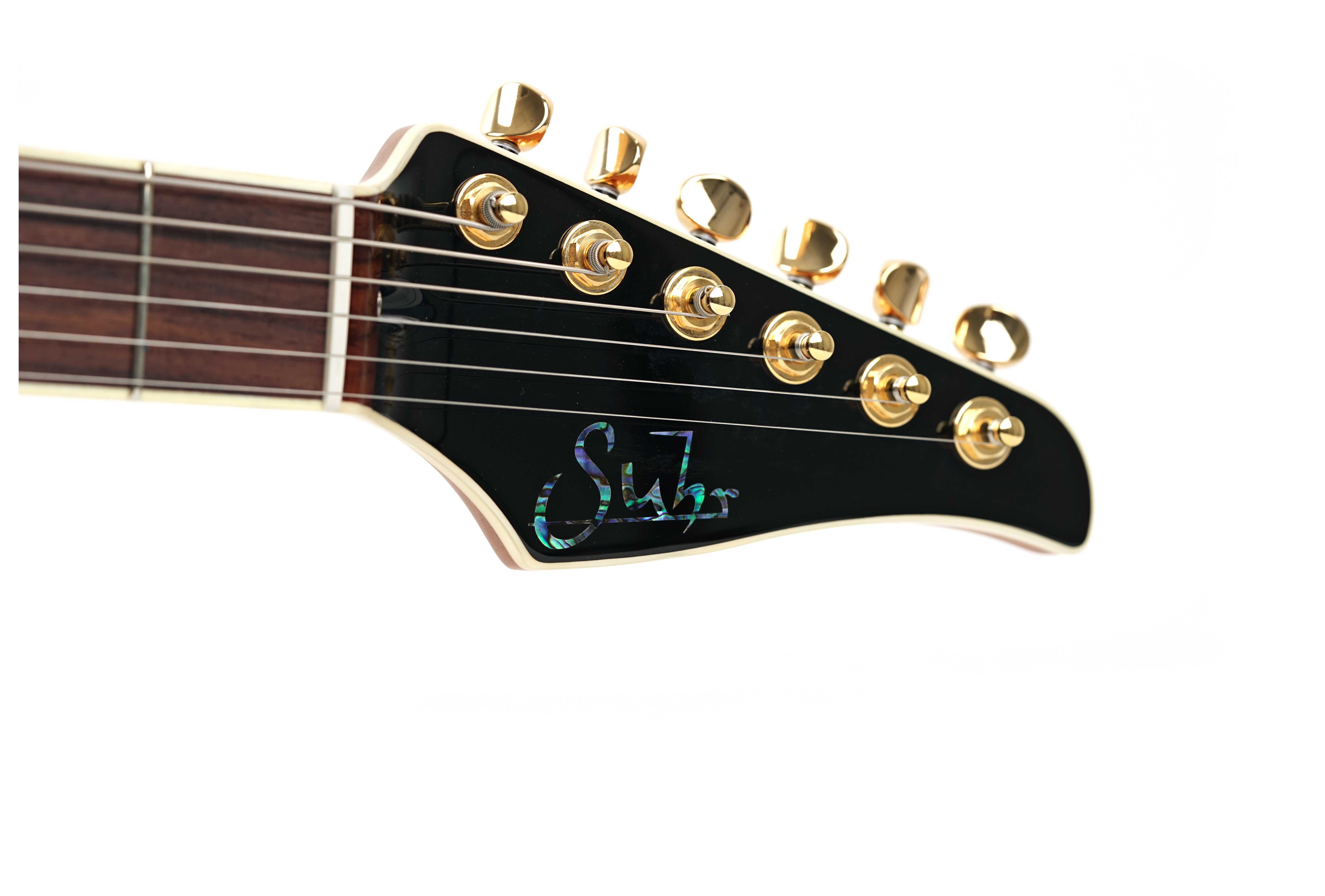 GUITARGUITAR Suhr Custom Standard Carve Top Quilt Trans Caramel