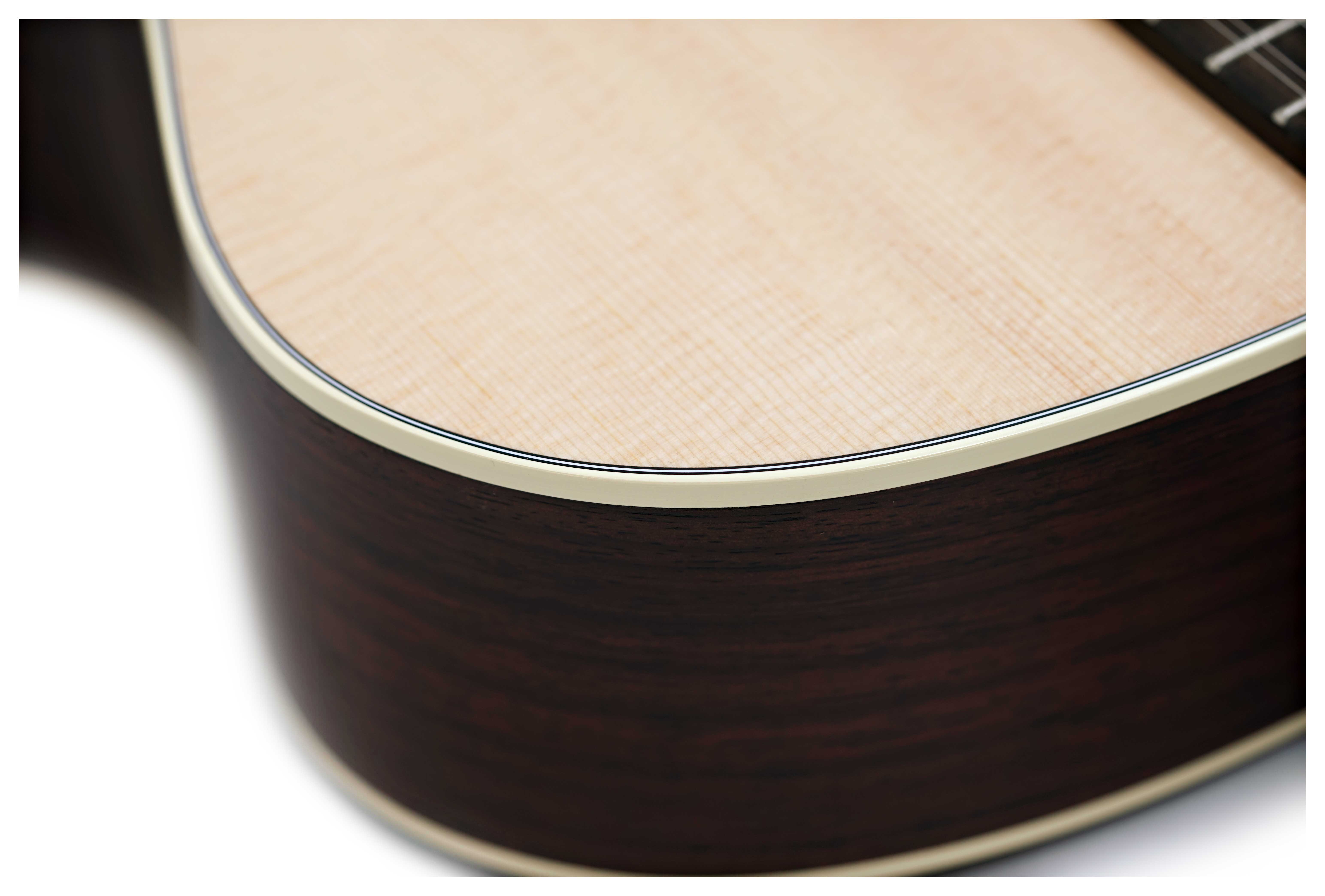 GUITARGUITAR Martin Grand J16E 12 String