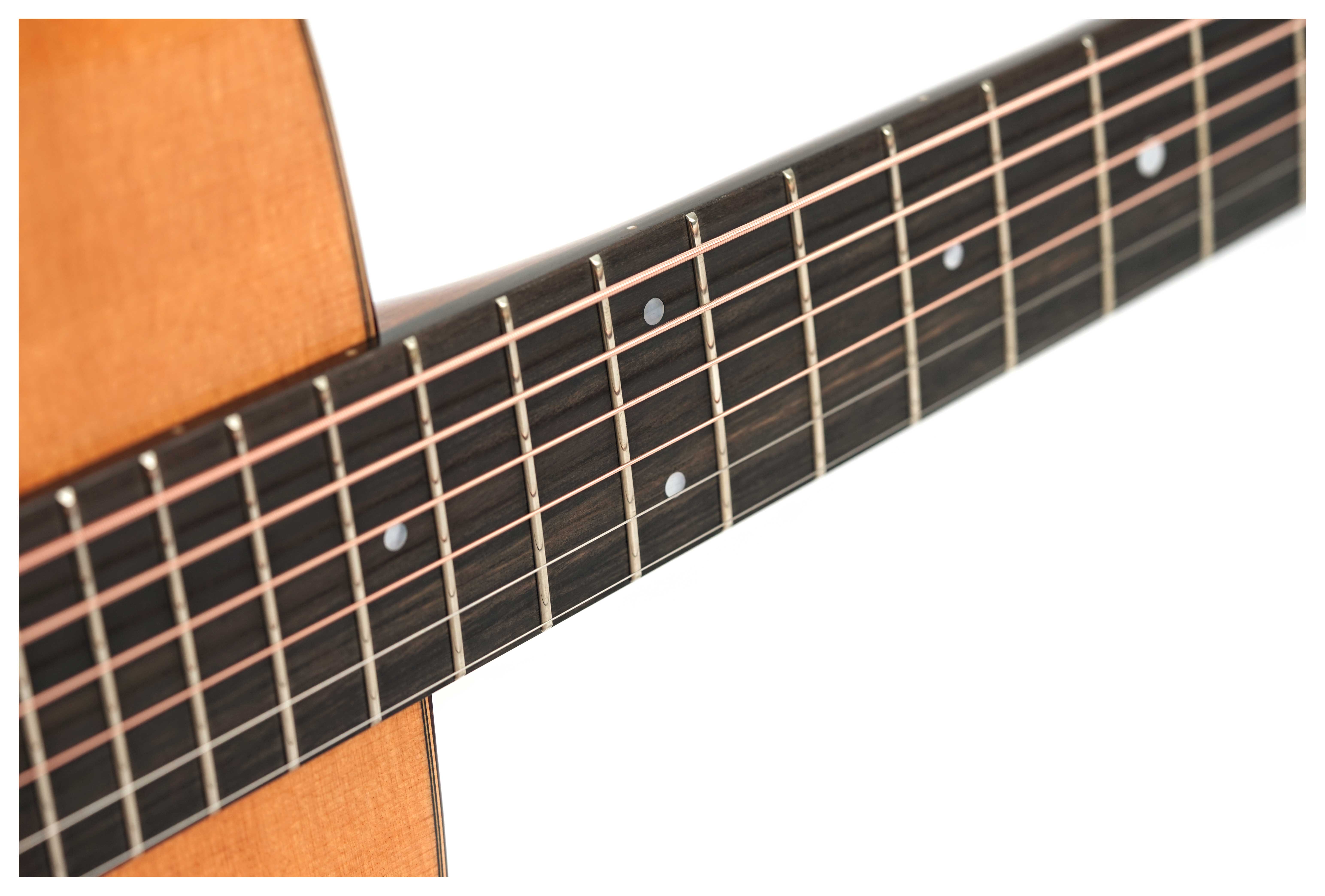 GUITARGUITAR Atkin The Essential D