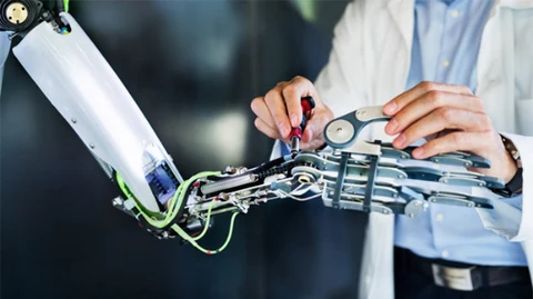 Another area to watch out for is the integration of artificial intelligence (AI) and machine learning in 3D printing metal technology