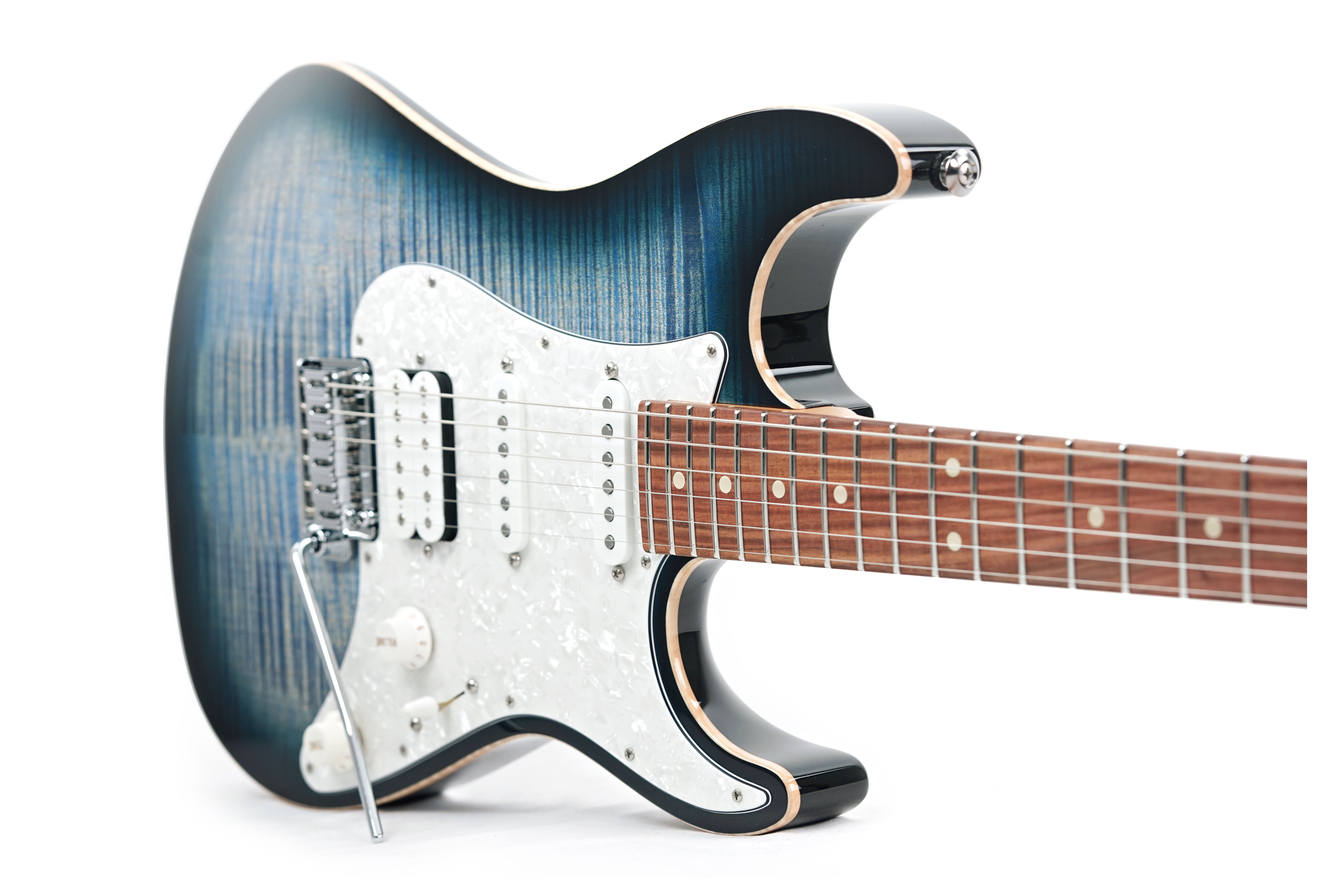 GUITARGUITAR Suhr Standard Plus Faded Trans Whale Blue Burst Roasted Maple Neck with Pau Ferro Fingerboard #85674