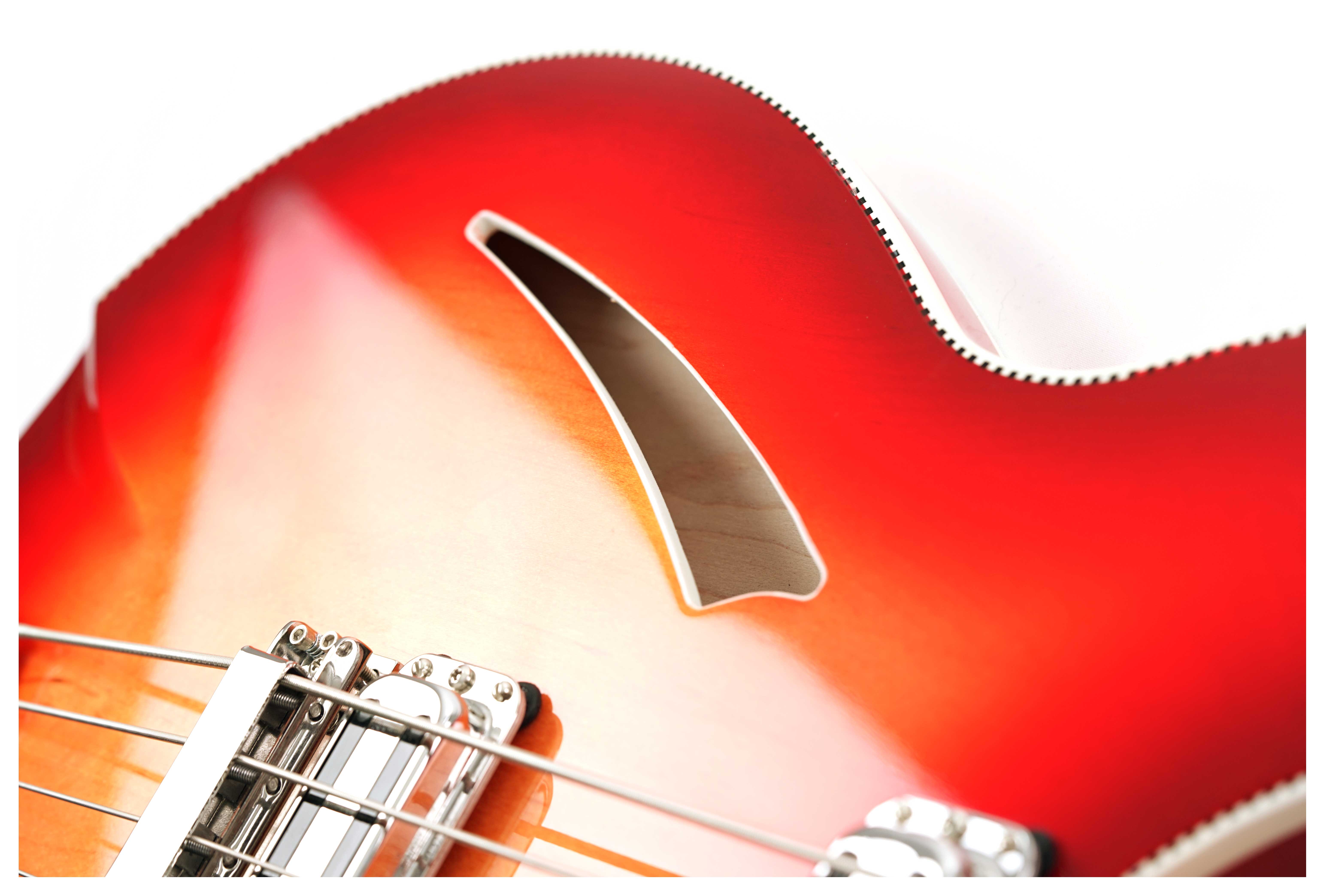 GUITARGUITAR Rickenbacker 4005XC 90th Anniversary Limited Edition Short Scale Bass Amber FireGlo