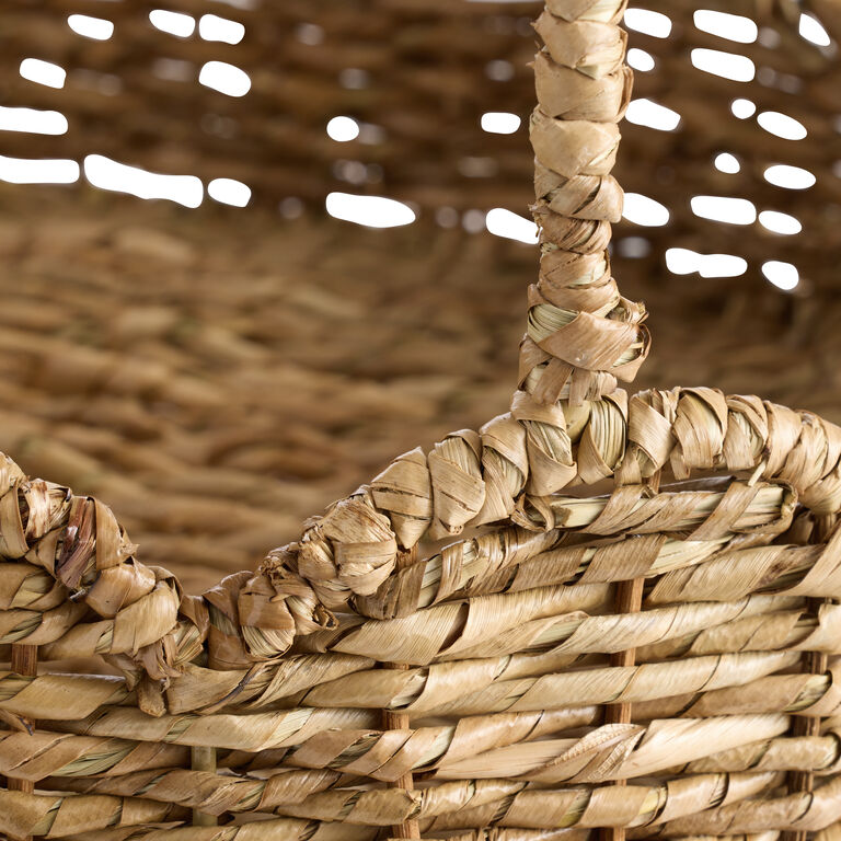 World Market Daisy Natural Seagrass Scalloped Basket Collection
