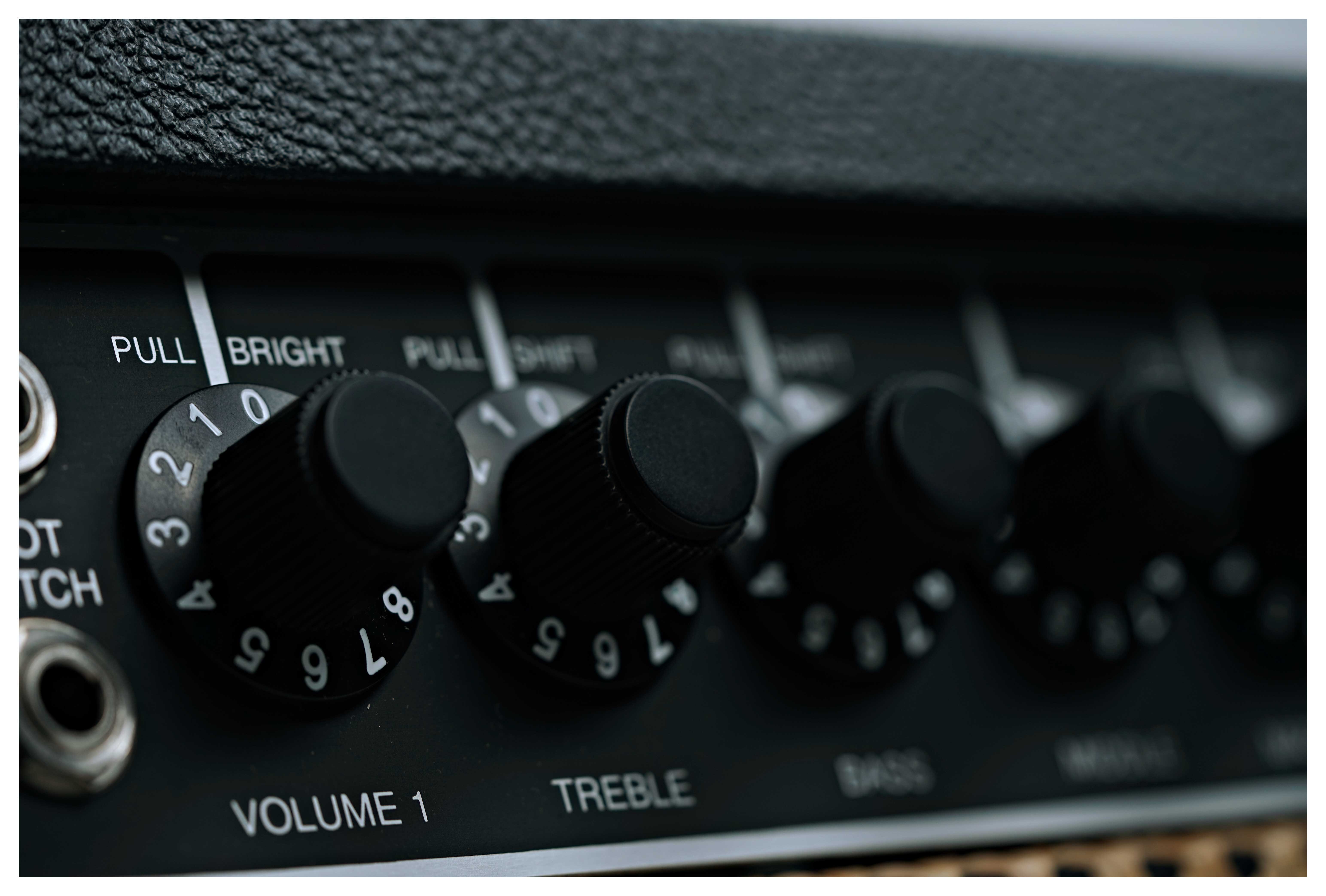 GUITARGUITAR Mesa Boogie Mark IIC+ HRG Valve Amp Head Black Wicker