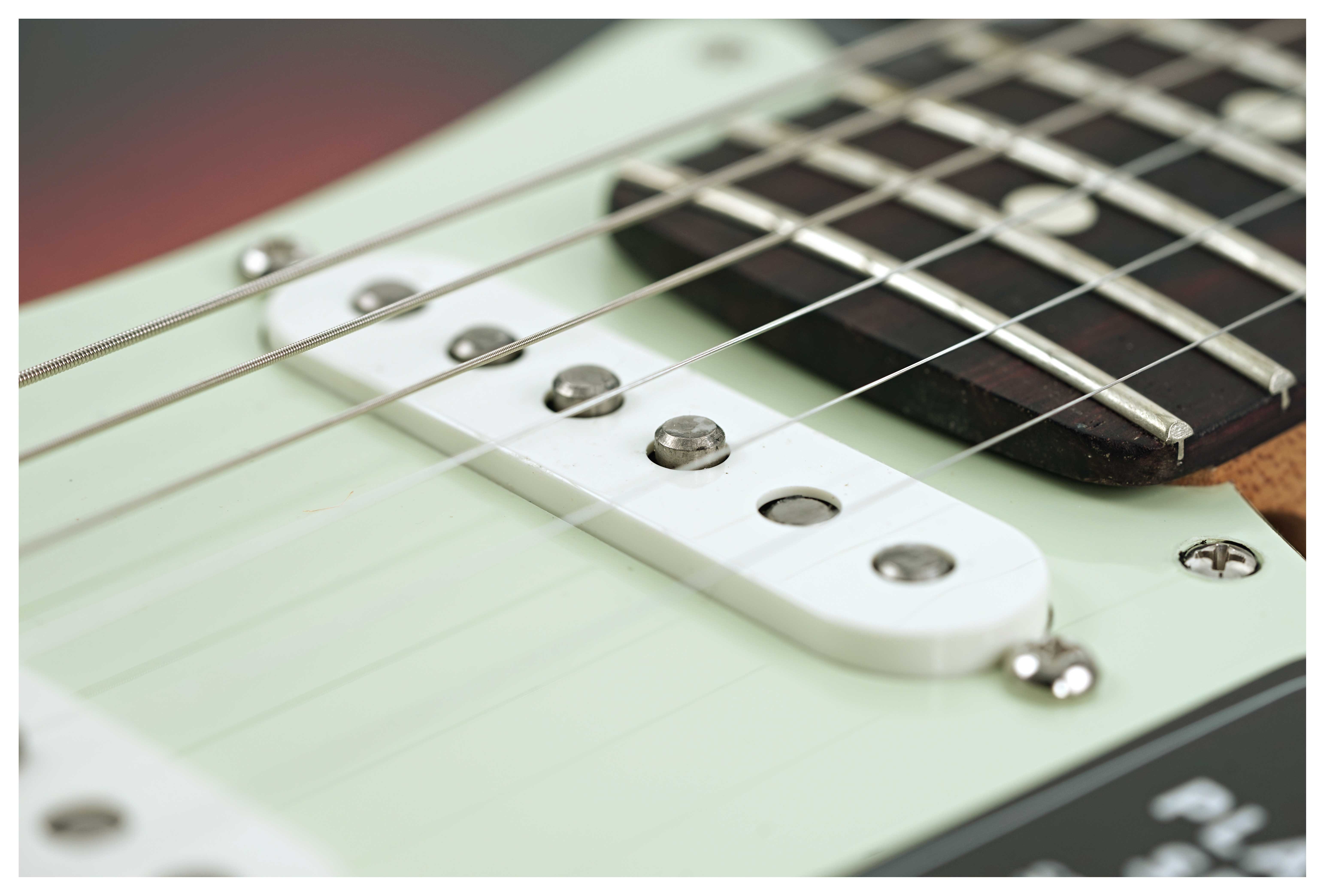 GUITARGUITAR Fender guitarguitar Exclusive Roasted Player II Stratocaster 3 Tone Sunburst with Custom Shop Pickups