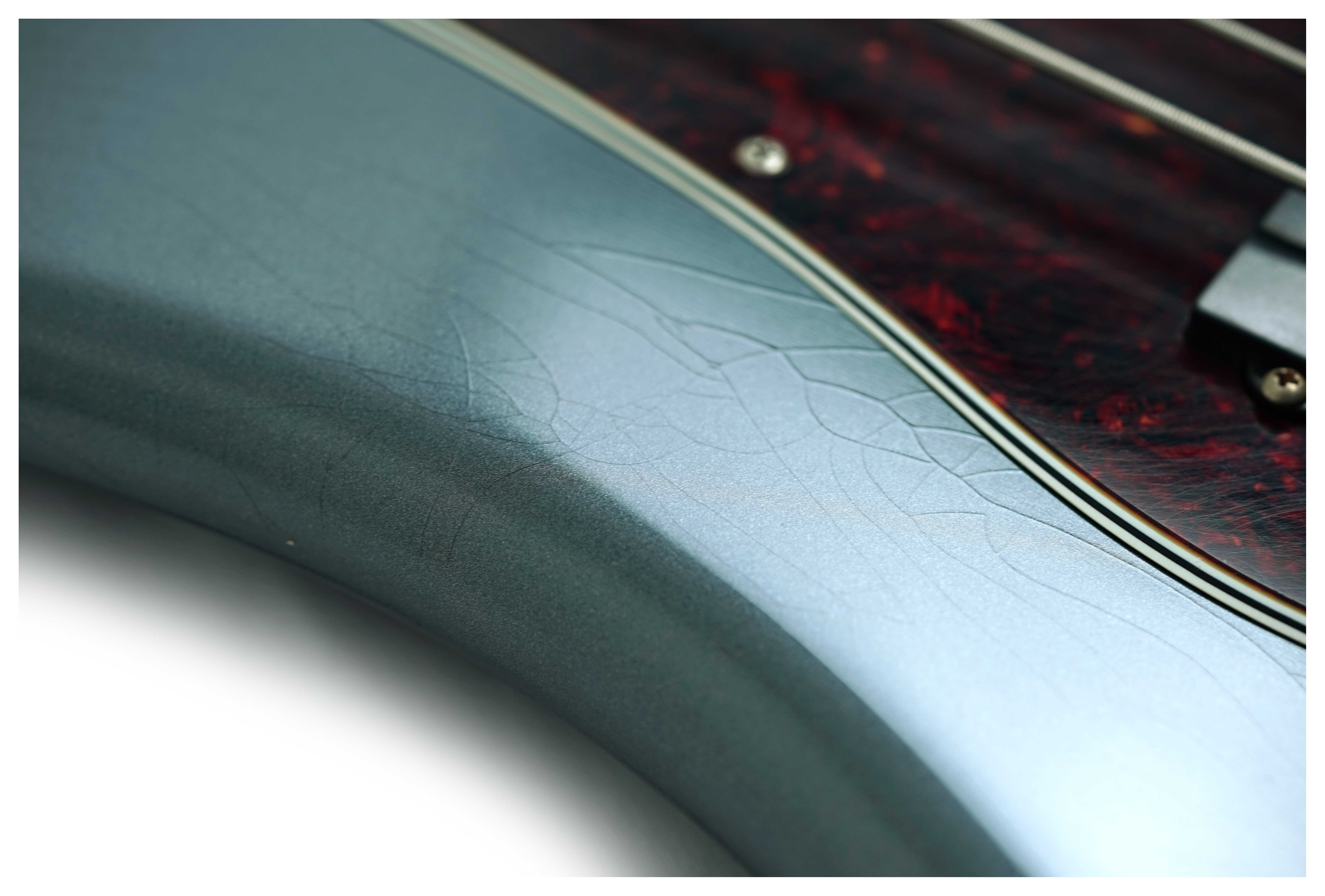 GUITARGUITAR Fender Limited Edition Vintera II Road Worn '60s Precision Bass Rosewood Fingerboard Charcoal Frost Metallic #MX25138294