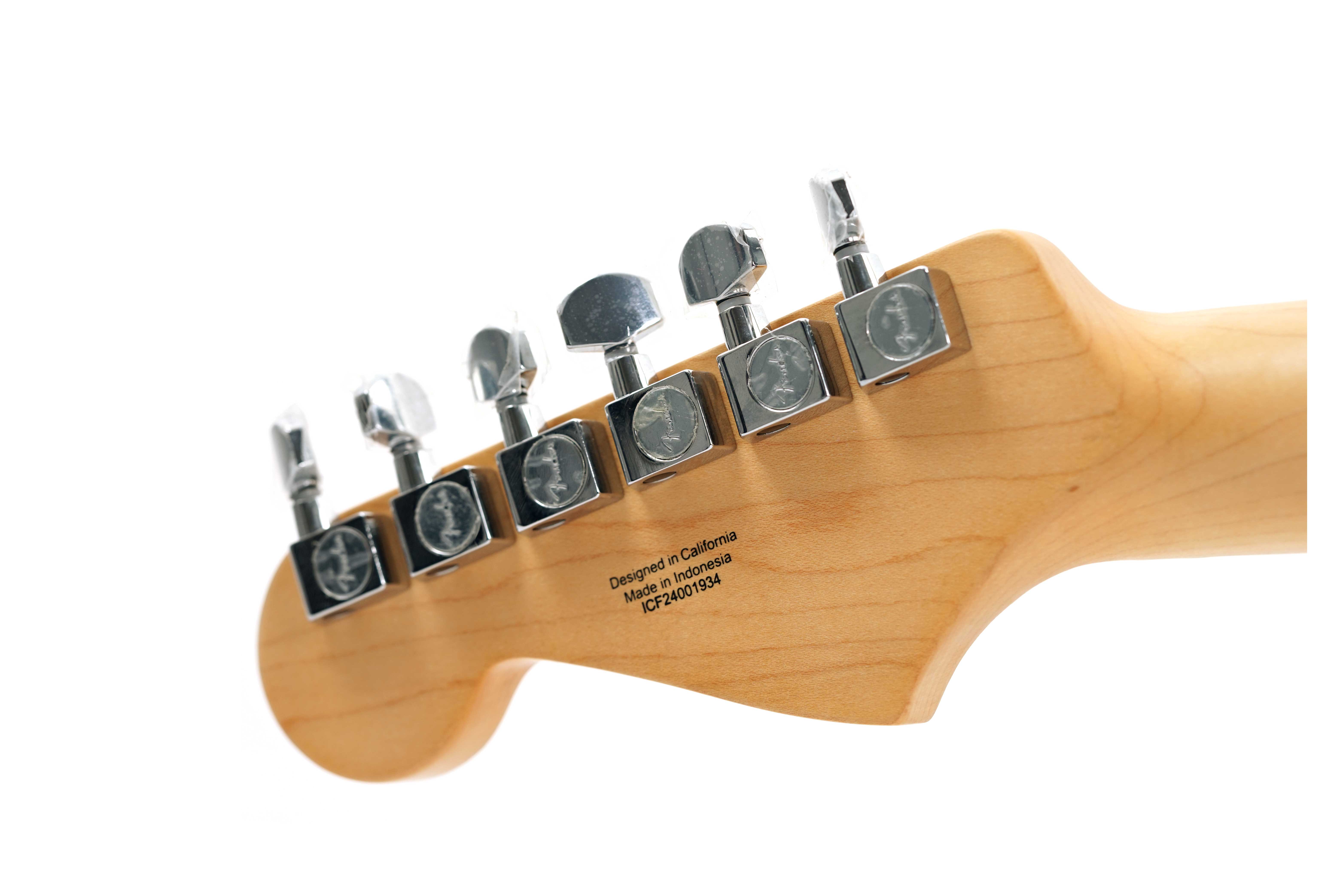 GUITARGUITAR Fender Standard Stratocaster Candy Cola Maple Fingerboard
