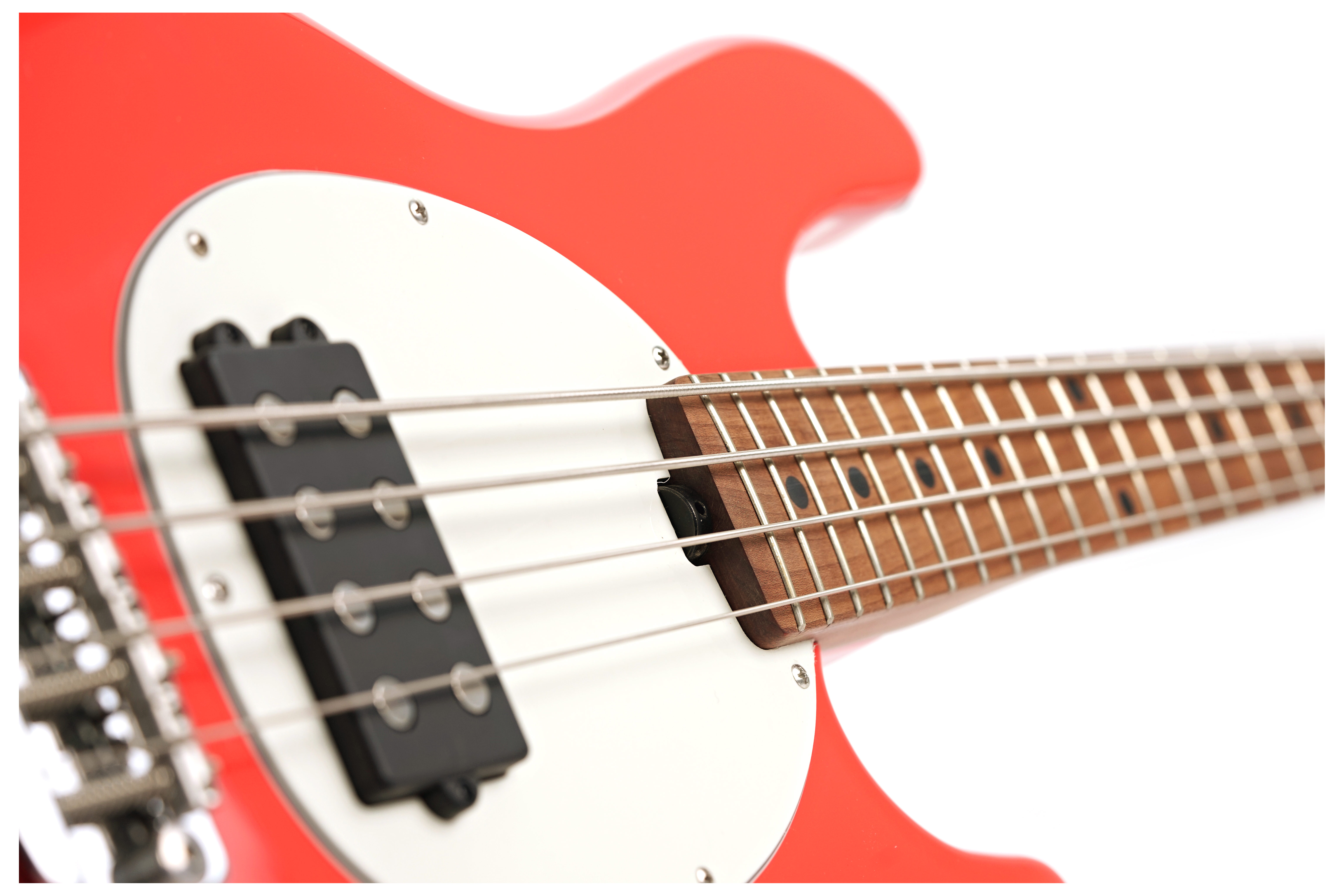 GUITARGUITAR Music Man Sterling StingRay Short Scale Bass RAYSS4 Fiesta Red