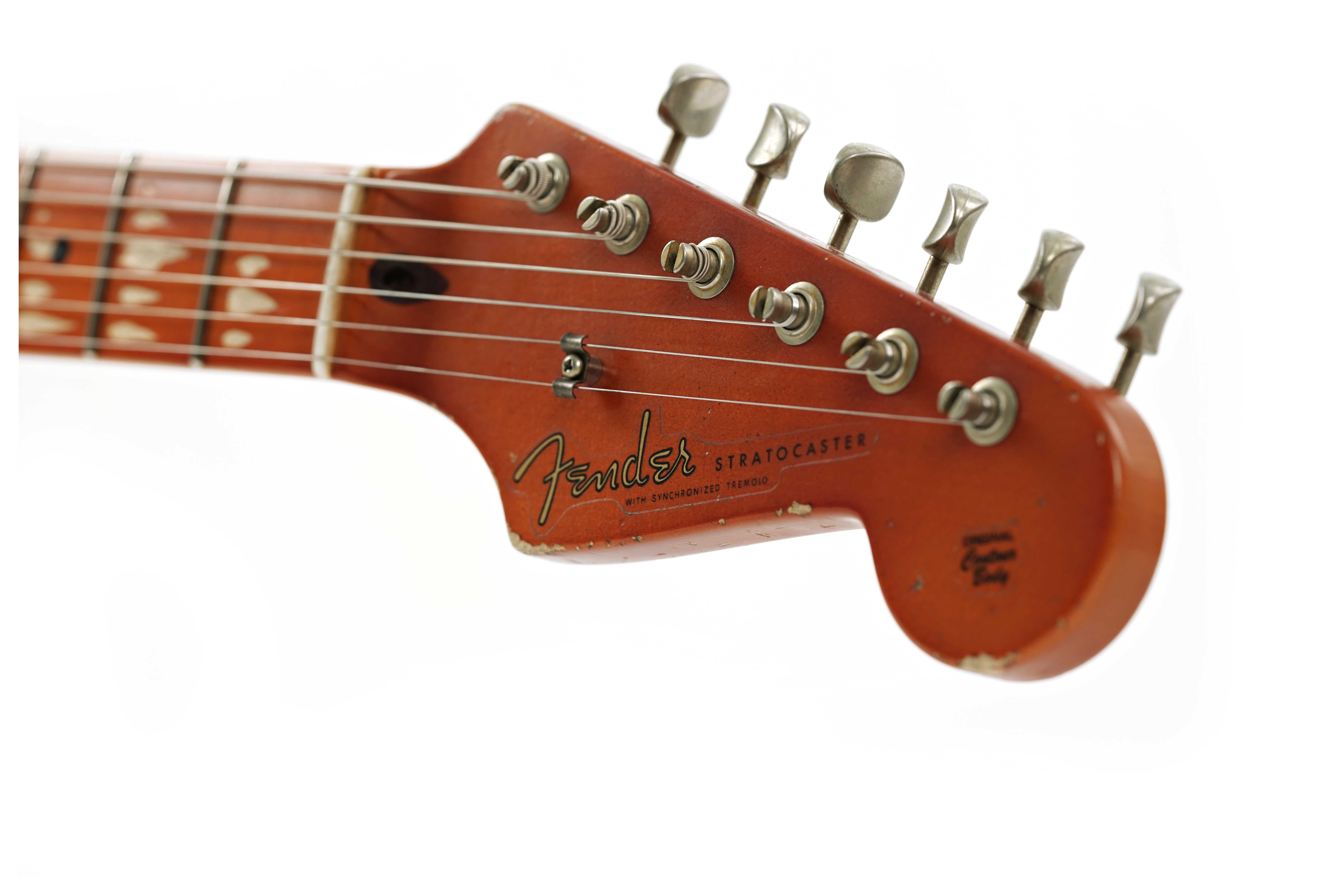 GUITARGUITAR Fender Custom Shop 1956 Stratocaster Journeyman Relic Transparent 3 Tone Sunburst Masterbuilt by Levi Perry #CZ565540