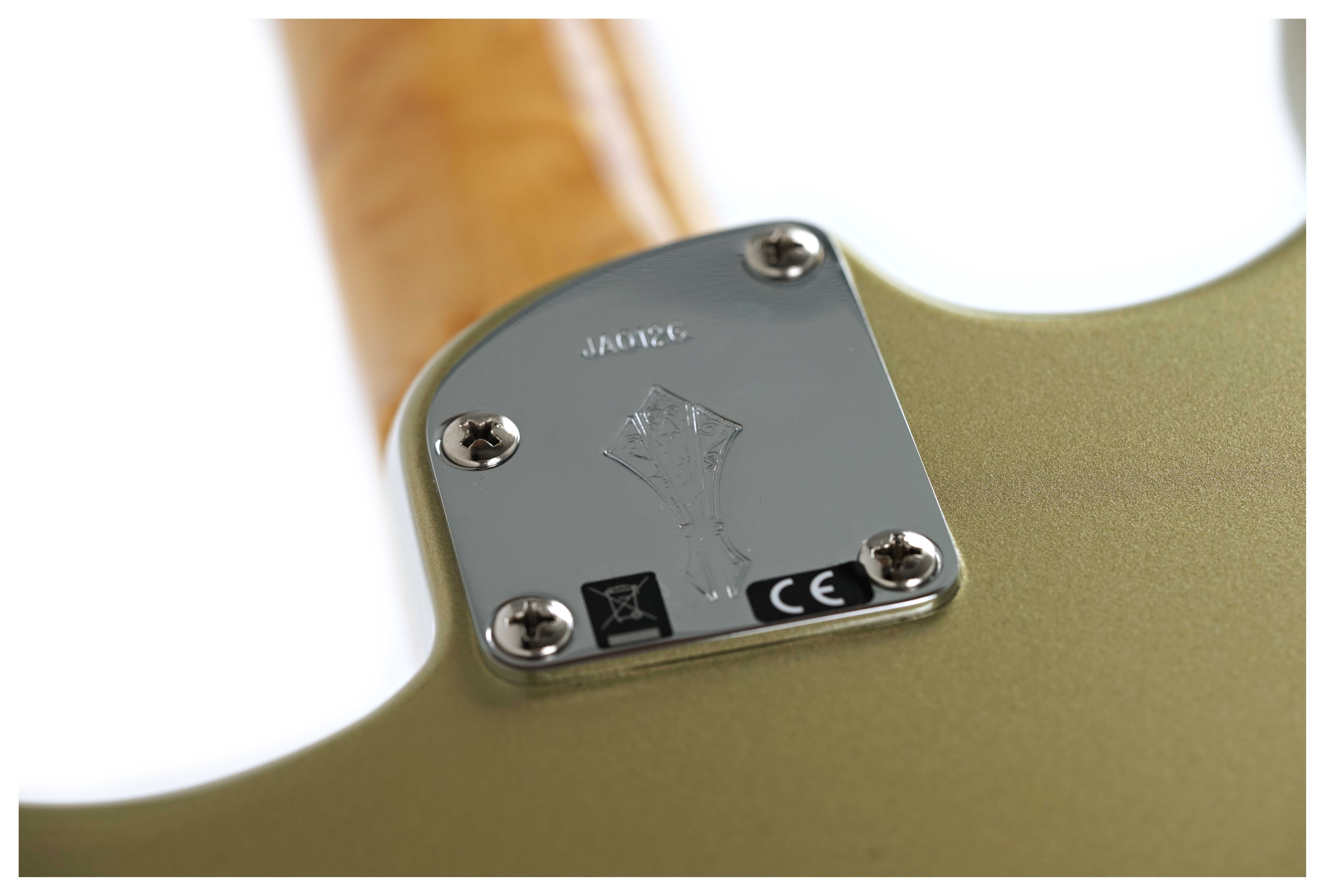 GUITARGUITAR Fender Custom Shop Johnny A. Signature Stratocaster Lydian Gold Metallic #JA0126
