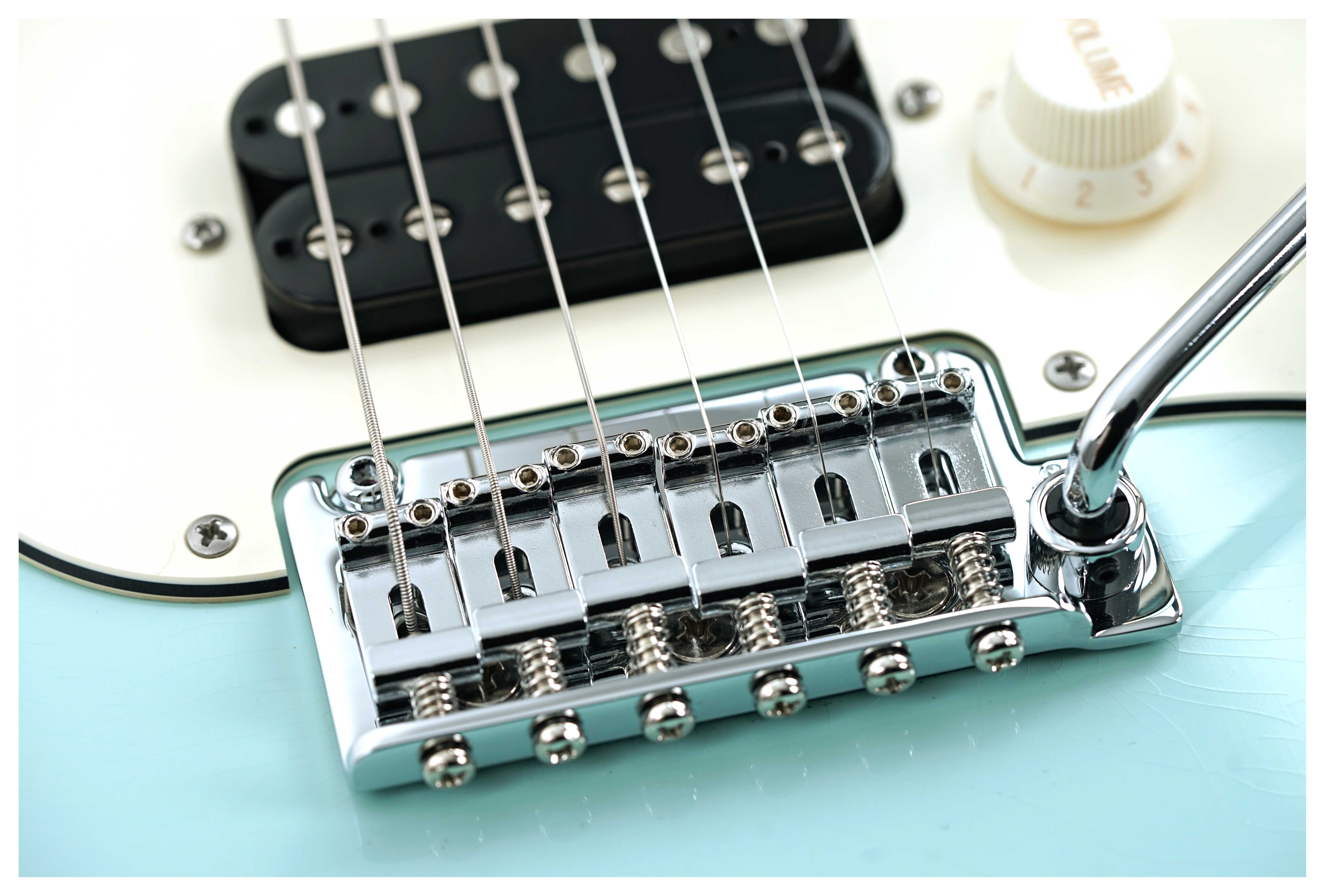 GUITARGUITAR Suhr Classic Antique Sonic Blue HSS Maple Fingerboard SSCII  #78503