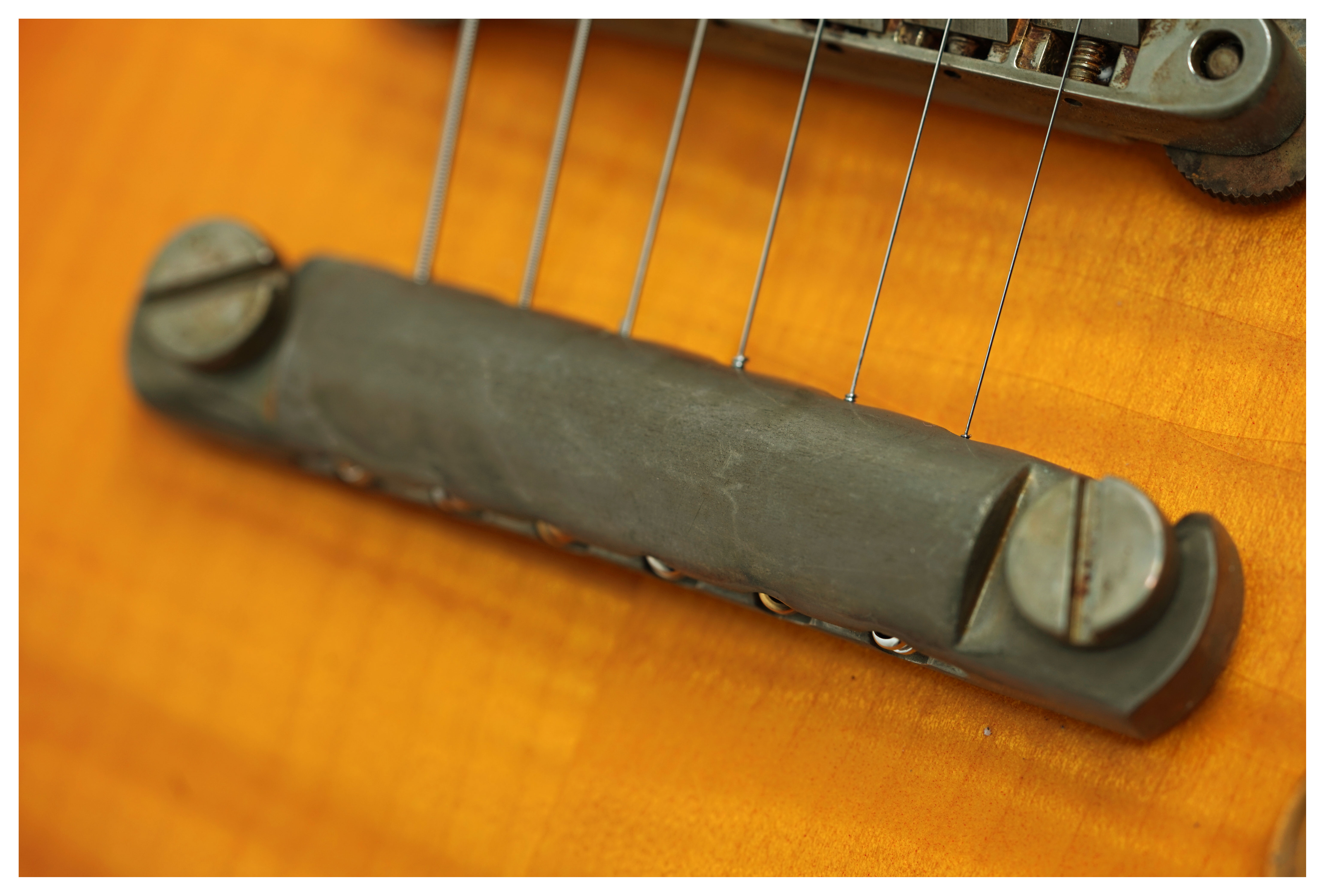 GUITARGUITAR Gibson Custom Shop Murphy Lab 1959 Les Paul Standard Reissue Ultra Light Aged Sunrise Teaburst #951871