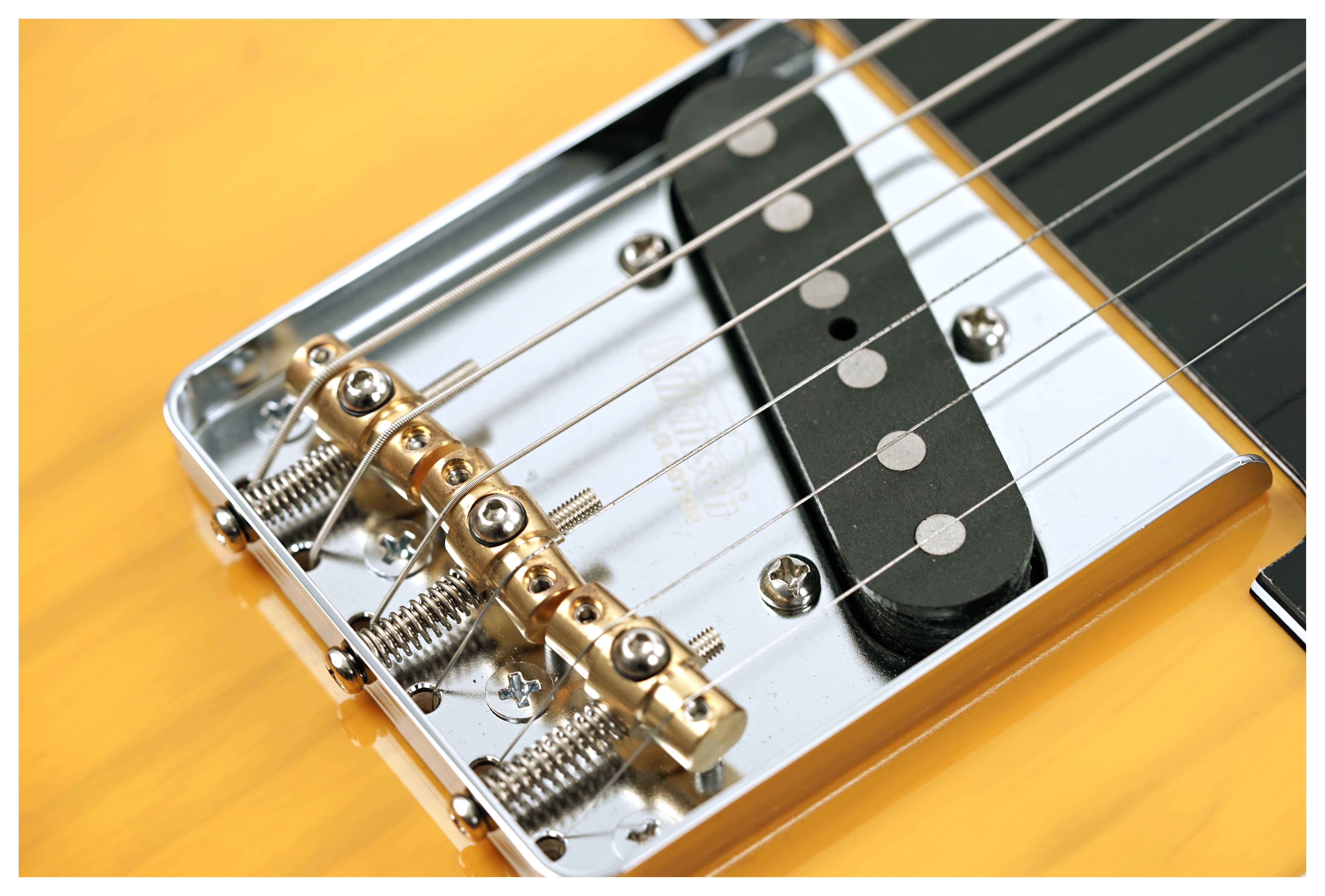 GUITARGUITAR Suhr Classic T Trans Butterscotch Swamp Ash Maple Fingerboard