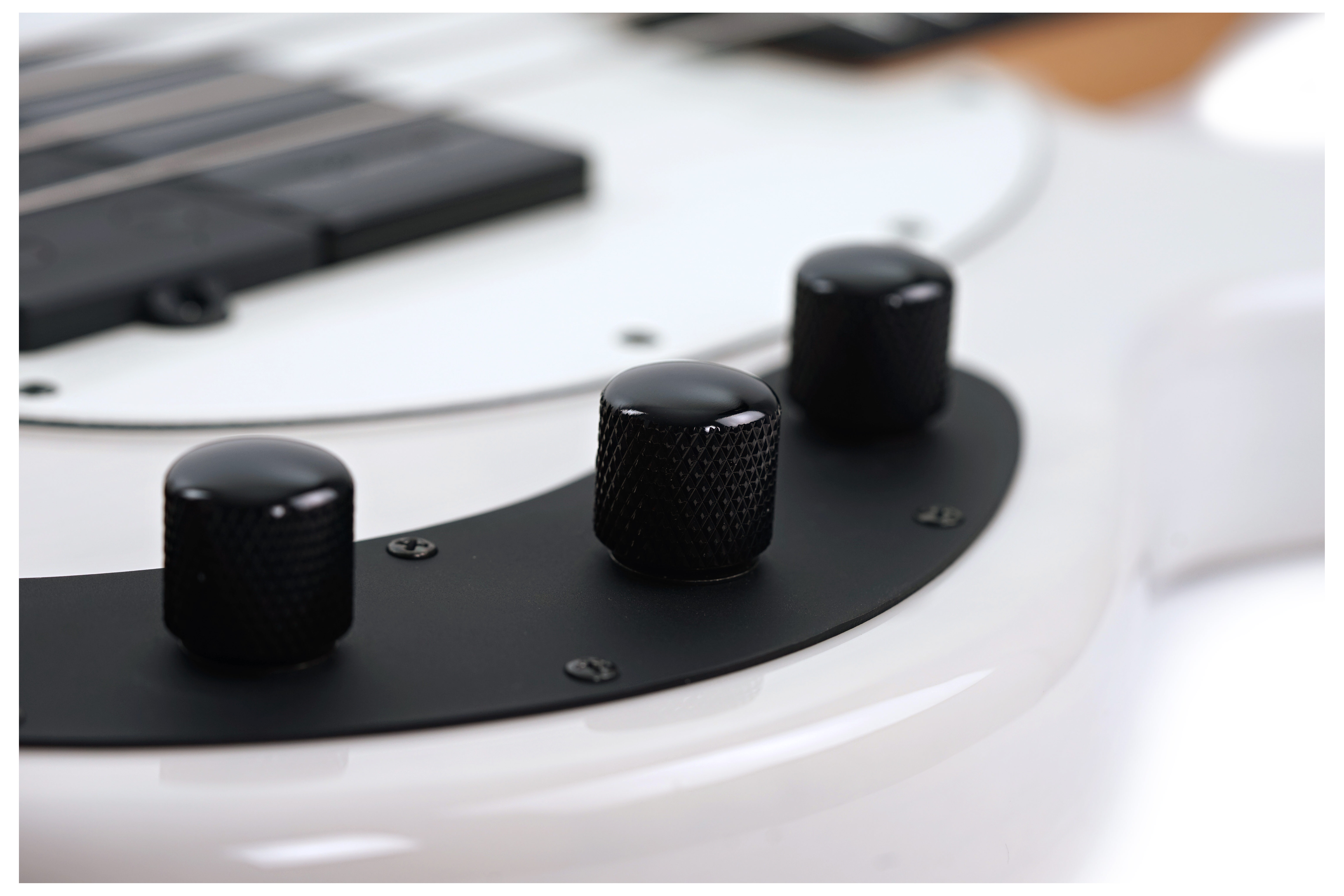 GUITARGUITAR Music Man Tim Commerford Passive Flight Night White #B059531