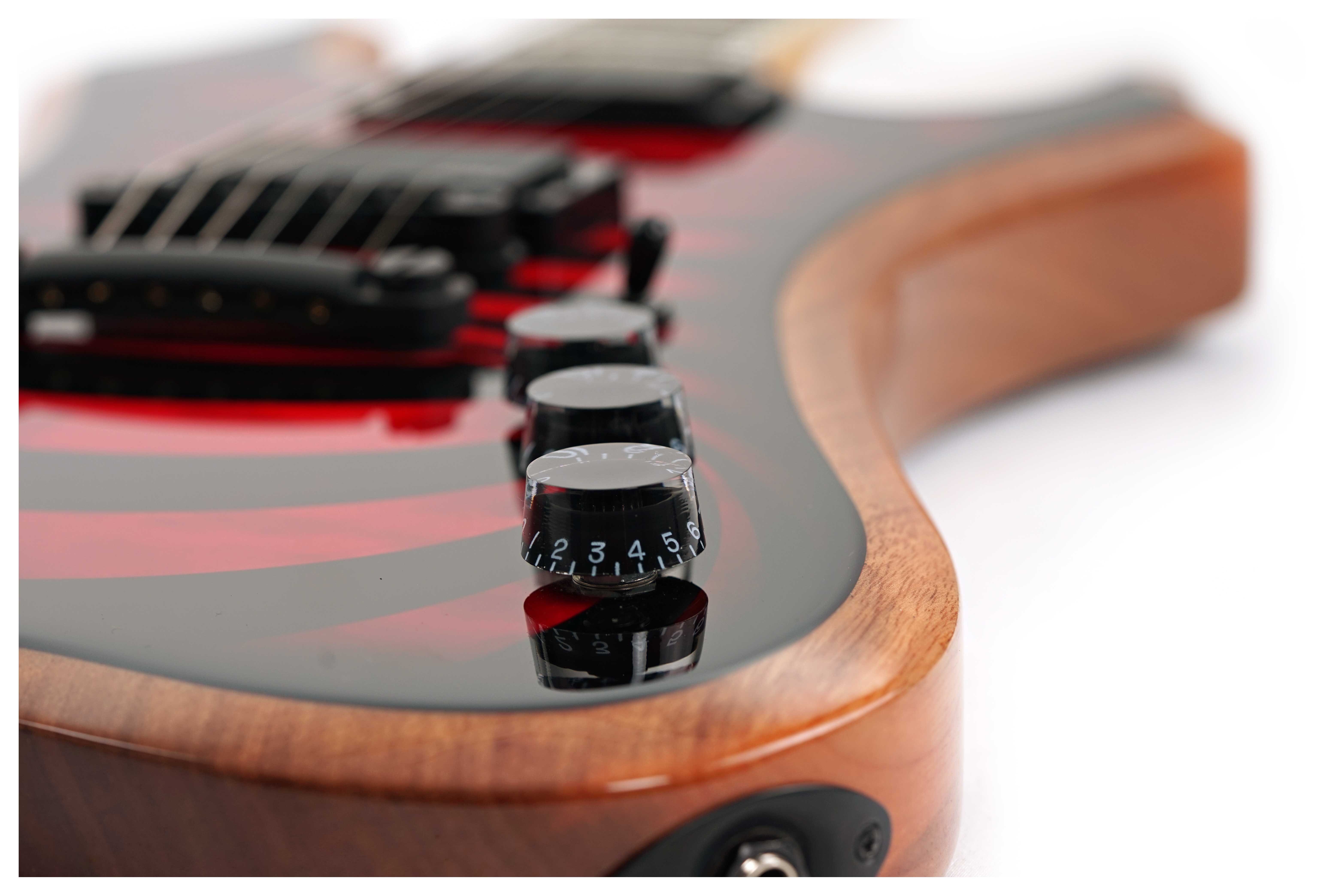 GUITARGUITAR Wylde Audio Nomad RedRum Vortex