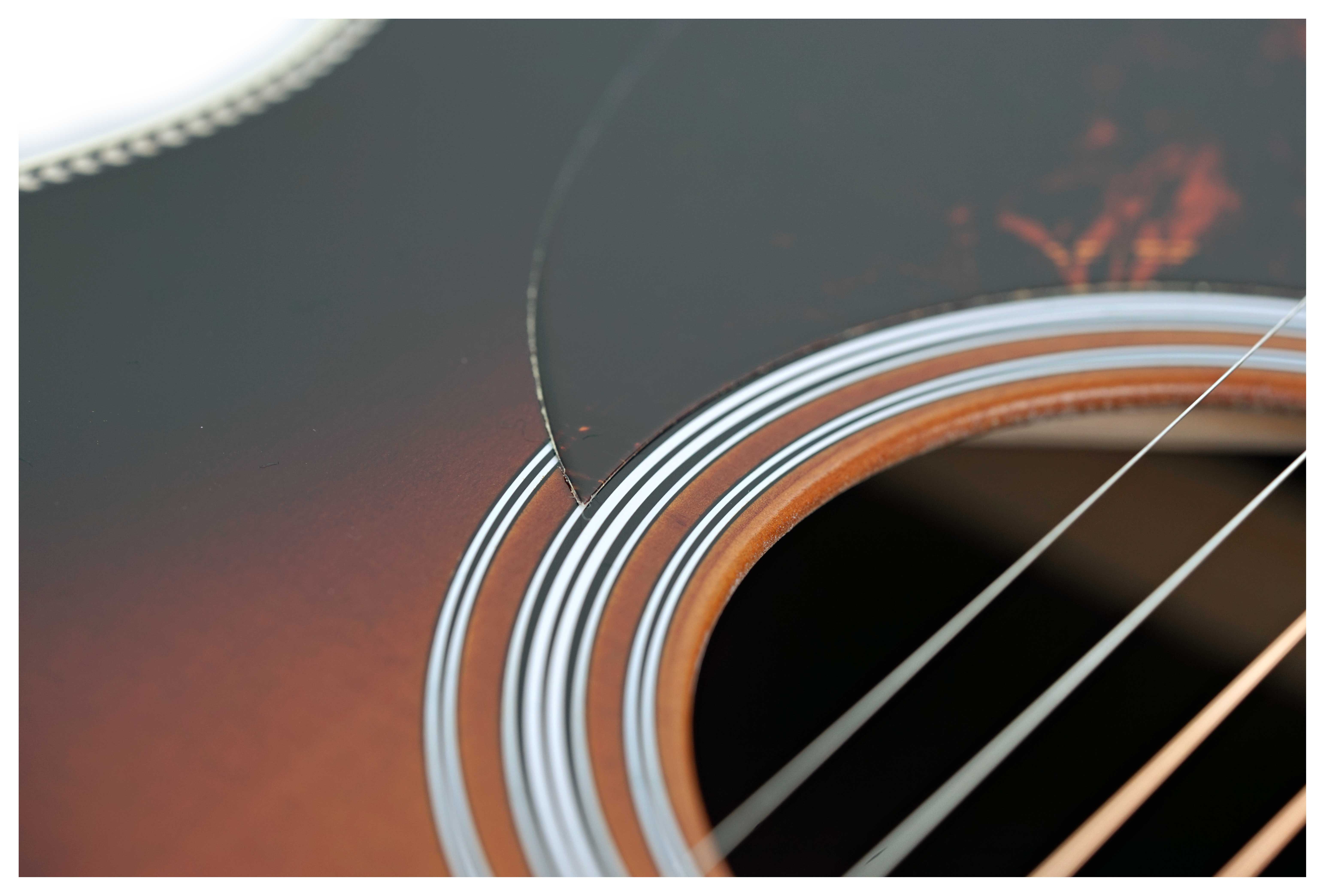 GUITARGUITAR Martin Standard Series OM-28 Sunburst