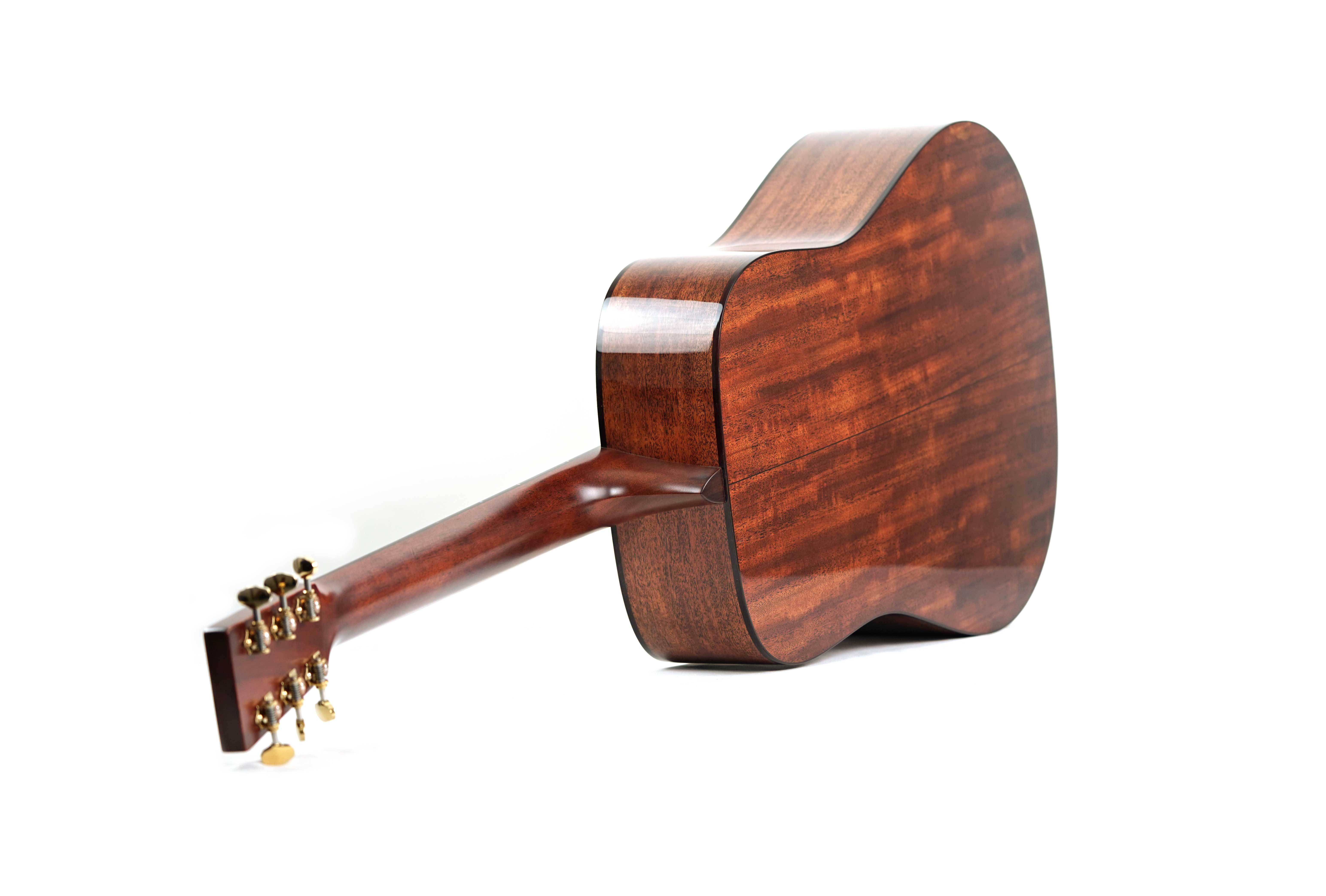 GUITARGUITAR Martin D-18 Modern Deluxe