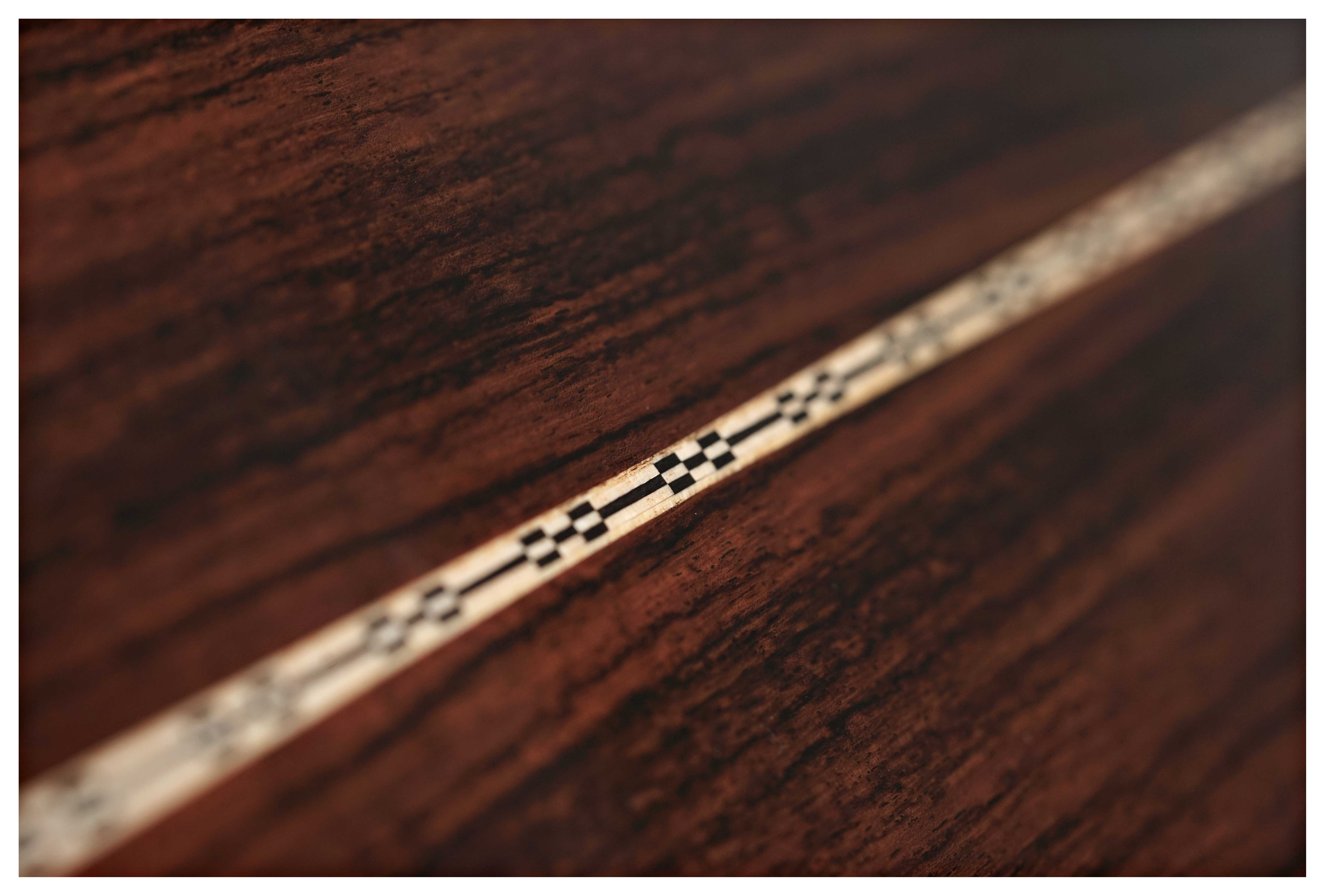 GUITARGUITAR Martin Custom Shop North Street Edition D-28 Herringbone Wild Grain East Indian Rosewood Left Handed