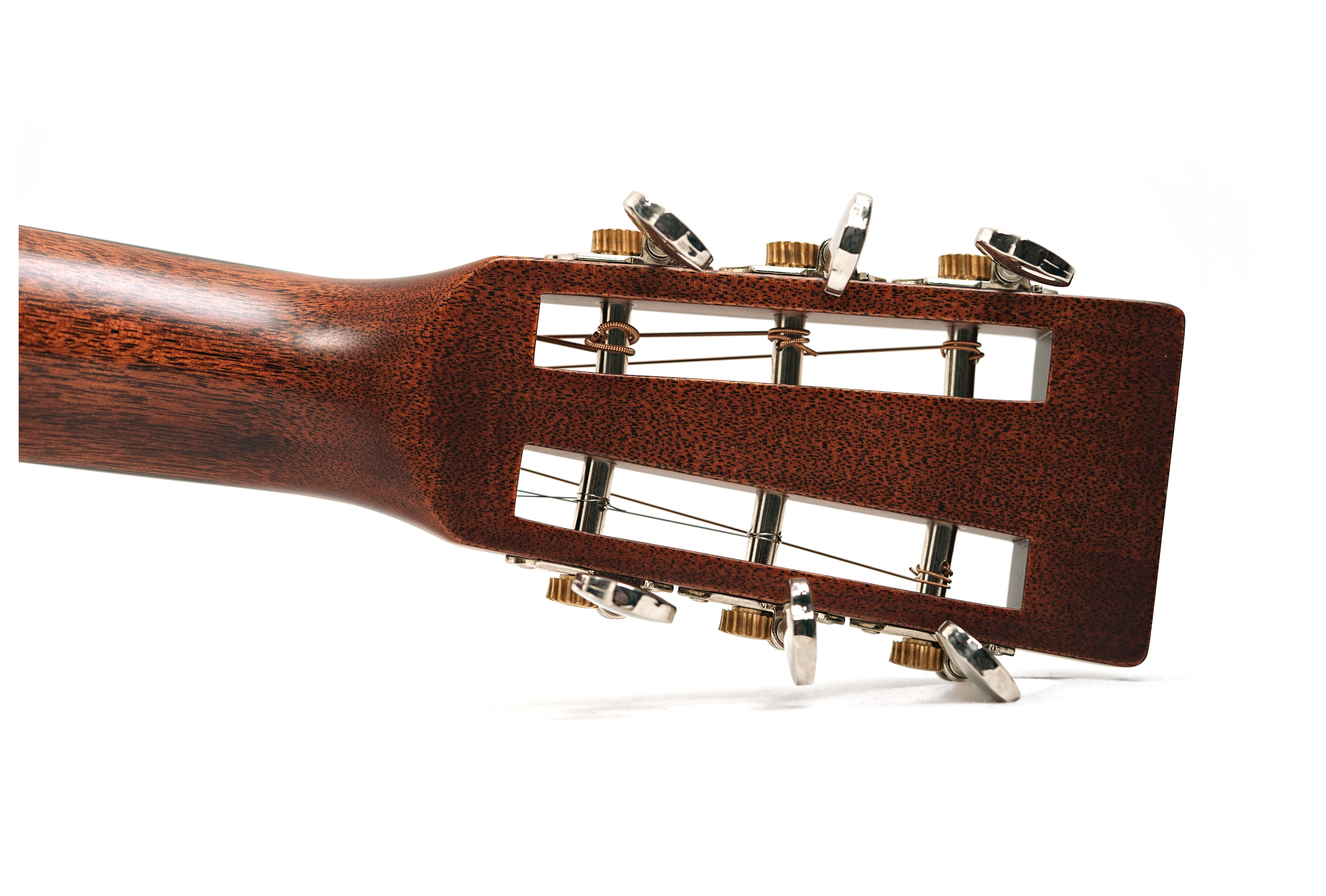 GUITARGUITAR Martin 000 All Mahogany Slotted Headstock Left Handed