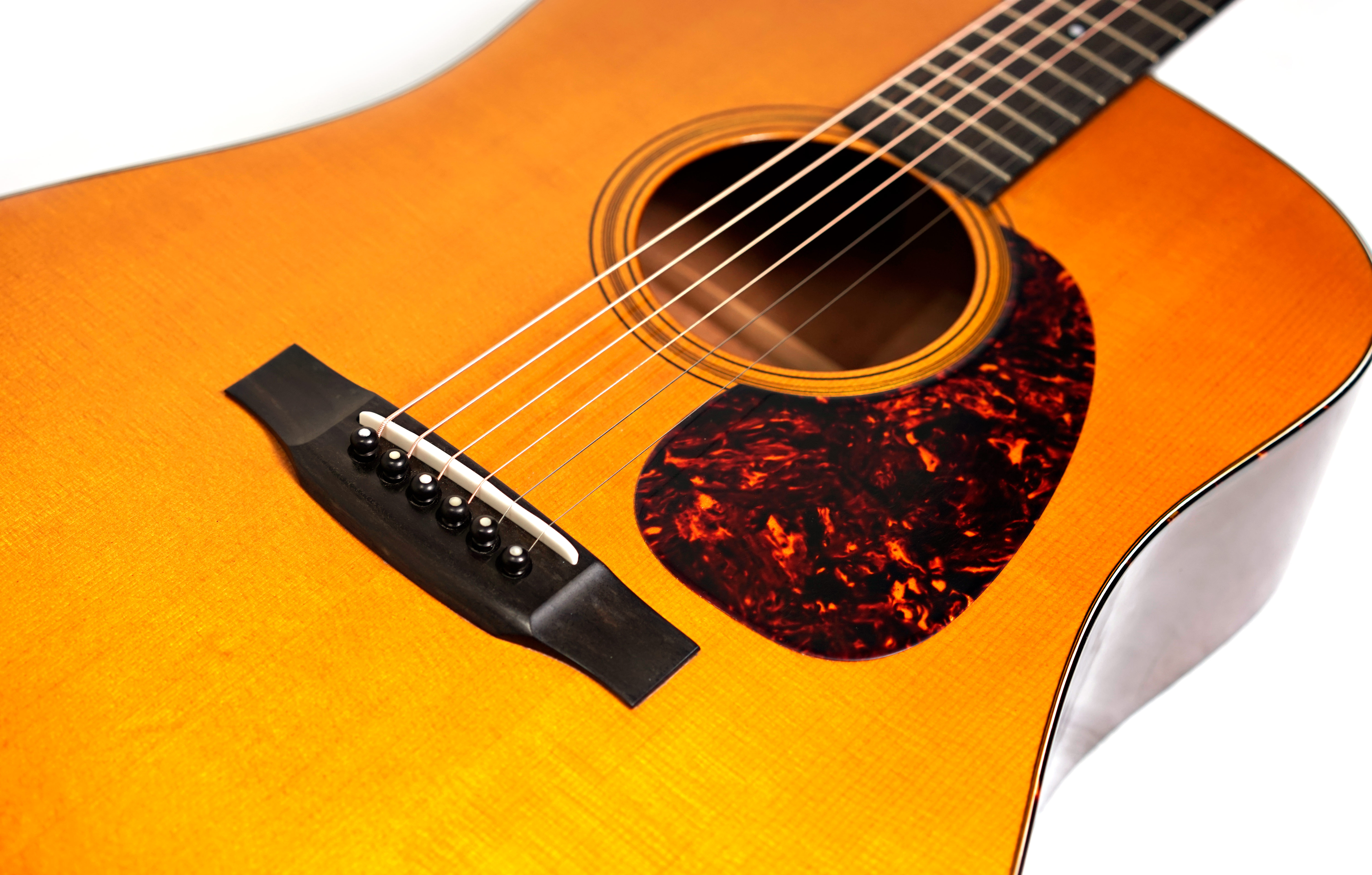 GUITARGUITAR Atkin The Essential D Aged