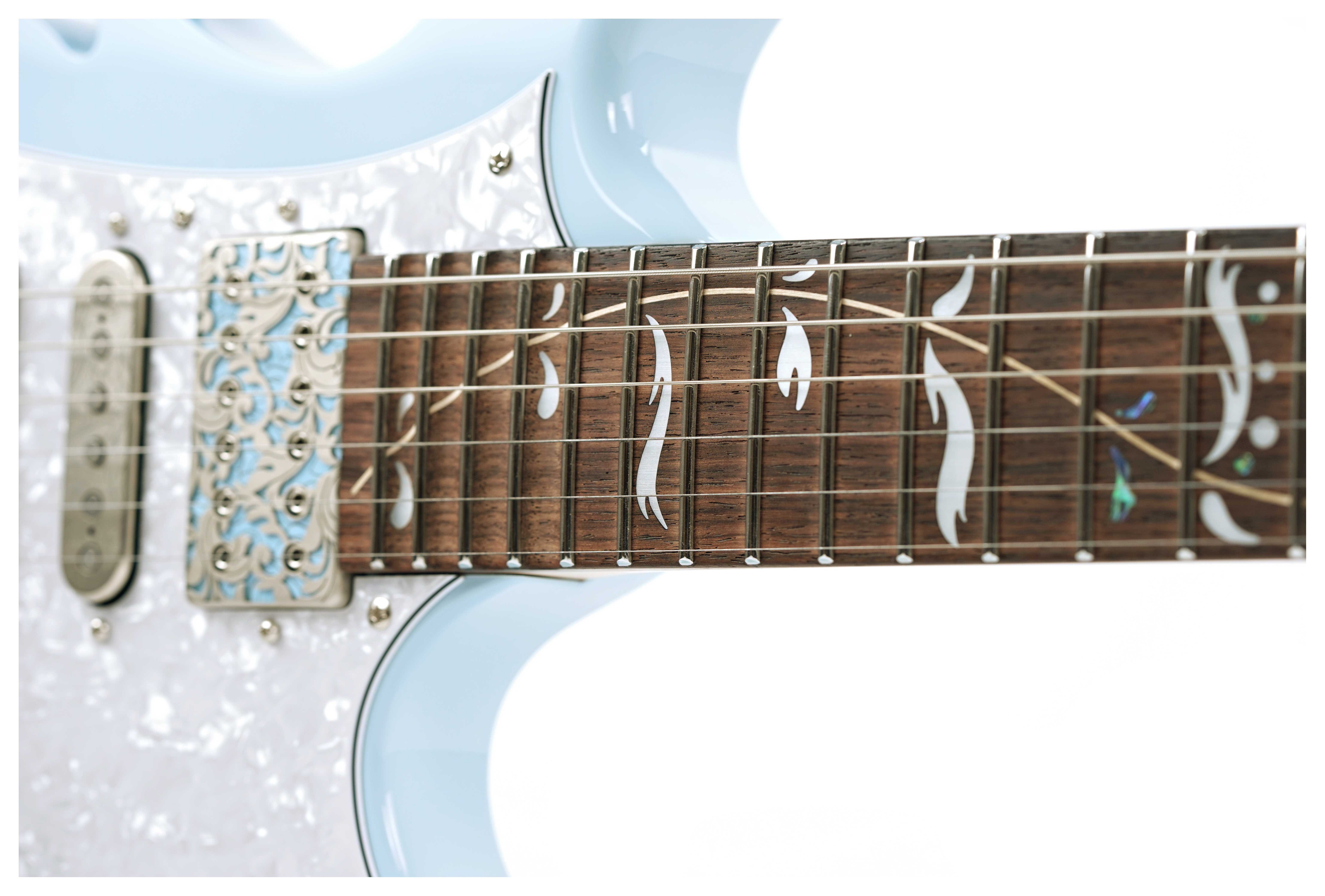 GUITARGUITAR Ibanez PIA3761C Steve Vai Signature PIA Blue Powder