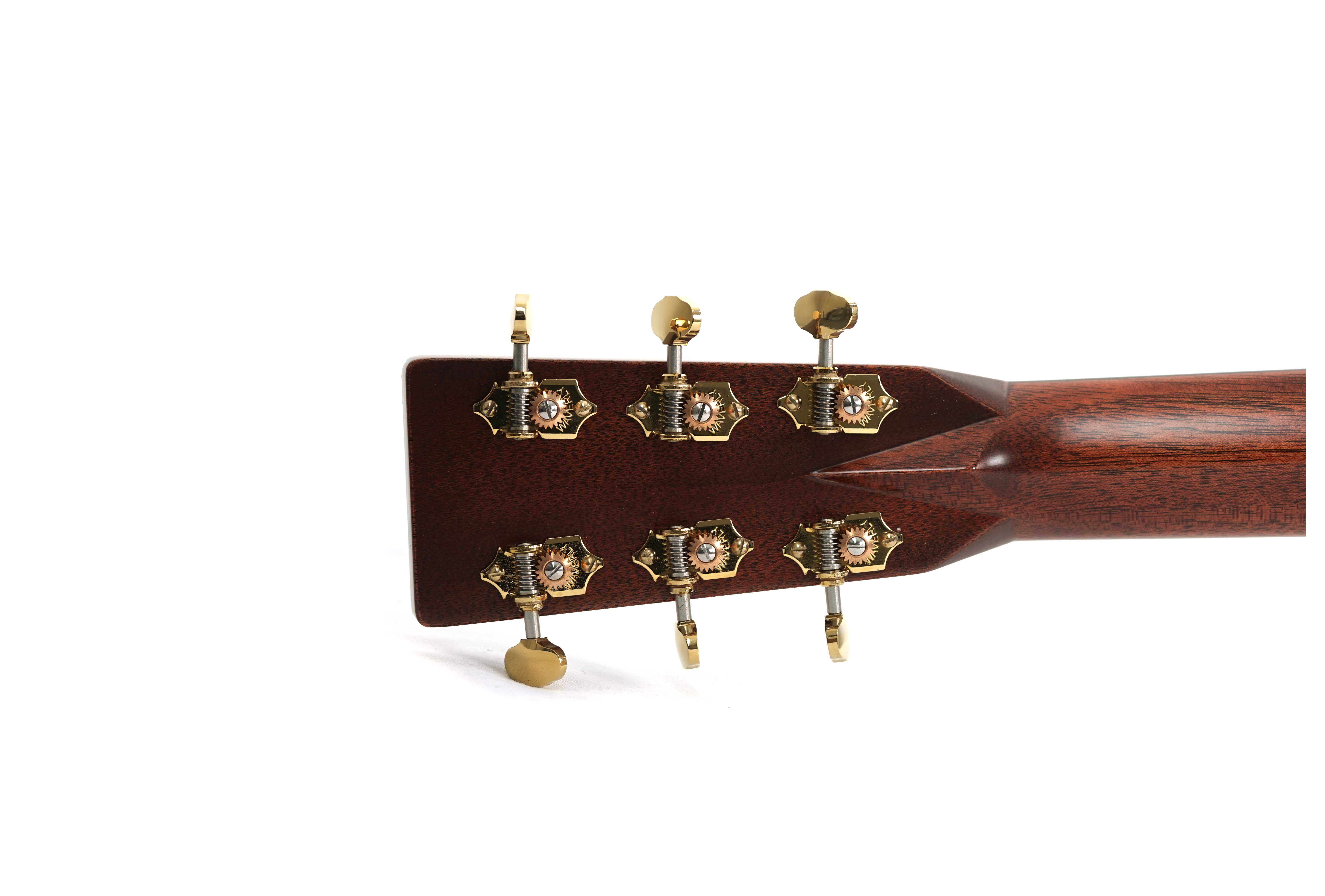 GUITARGUITAR Martin 00028E Modern Deluxe
