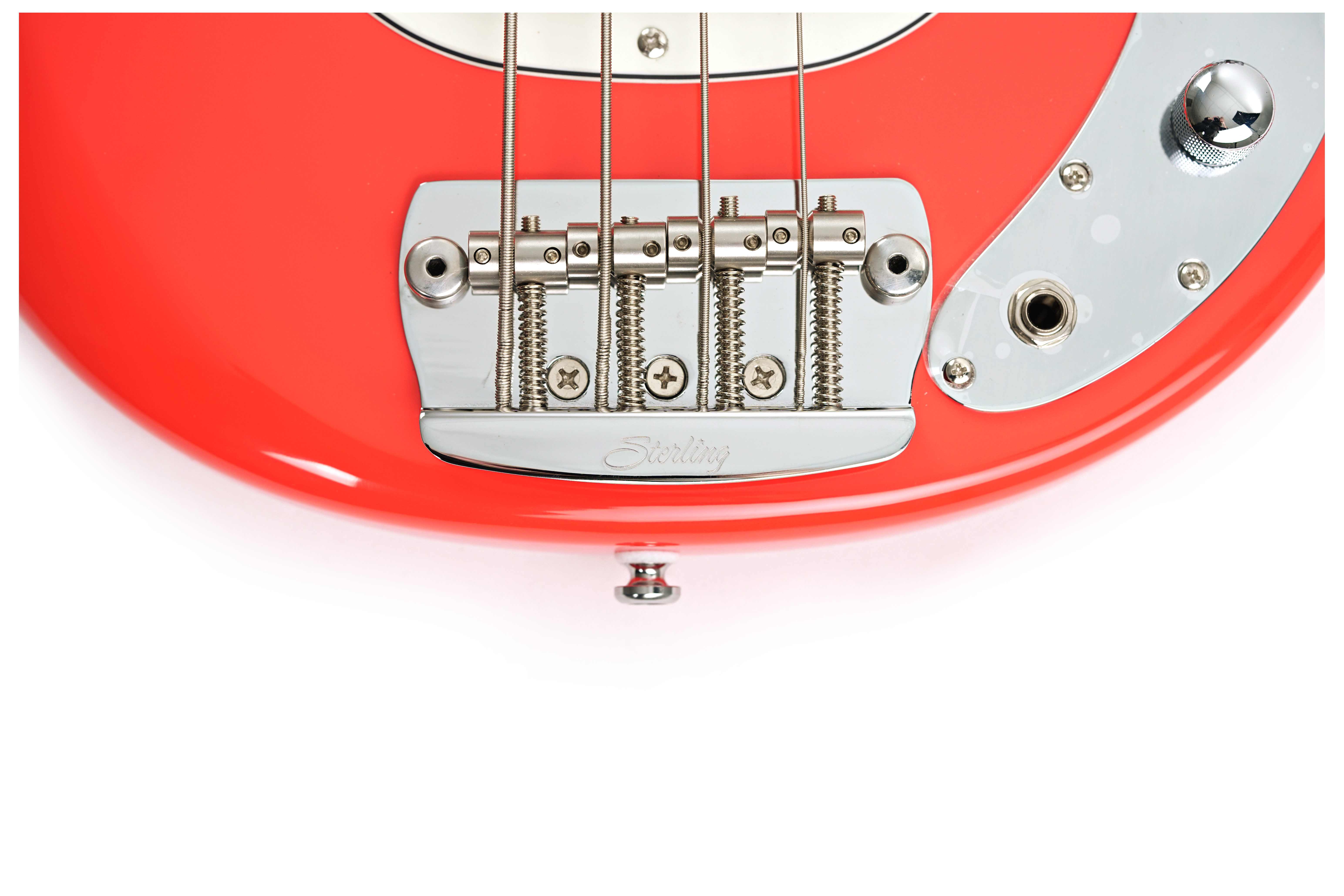 GUITARGUITAR Music Man Sterling StingRay Short Scale Bass RAYSS4 Fiesta Red
