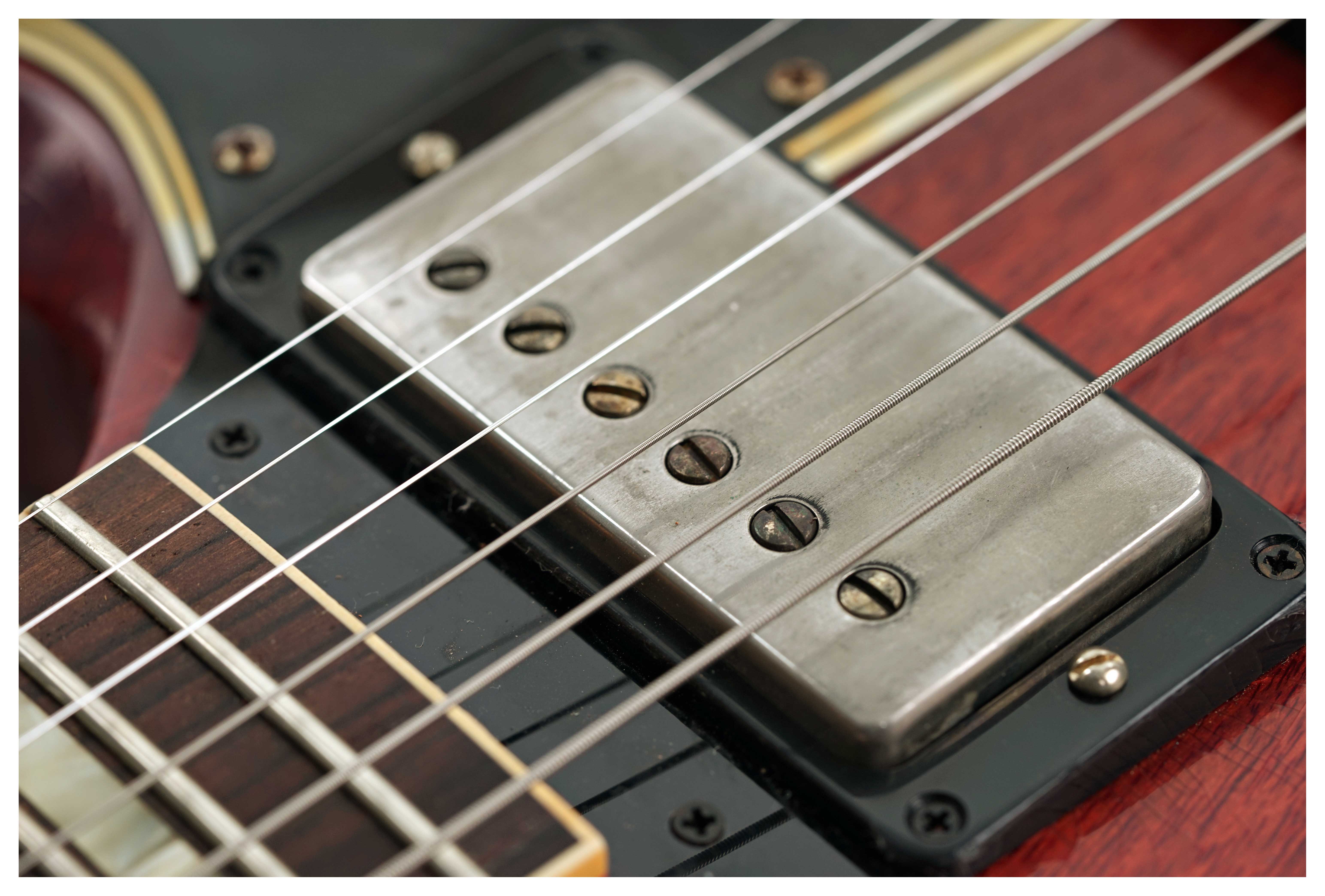 GUITARGUITAR Gibson Custom Shop Murphy Lab 1964 SG Standard Reissue With Maestro Vibrola Heavy Aged Faded Cherry #300094