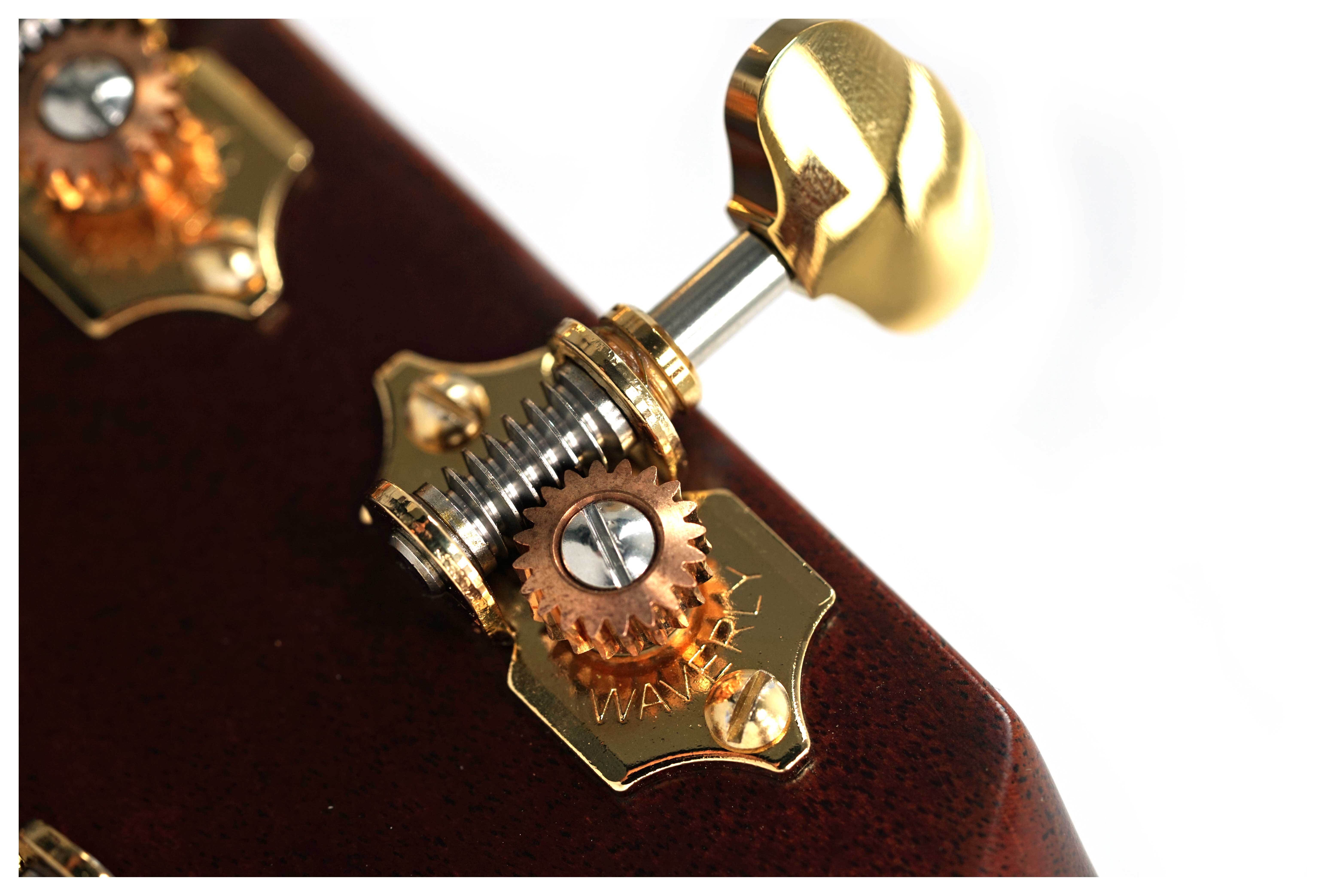 GUITARGUITAR Martin D-18 Modern Deluxe