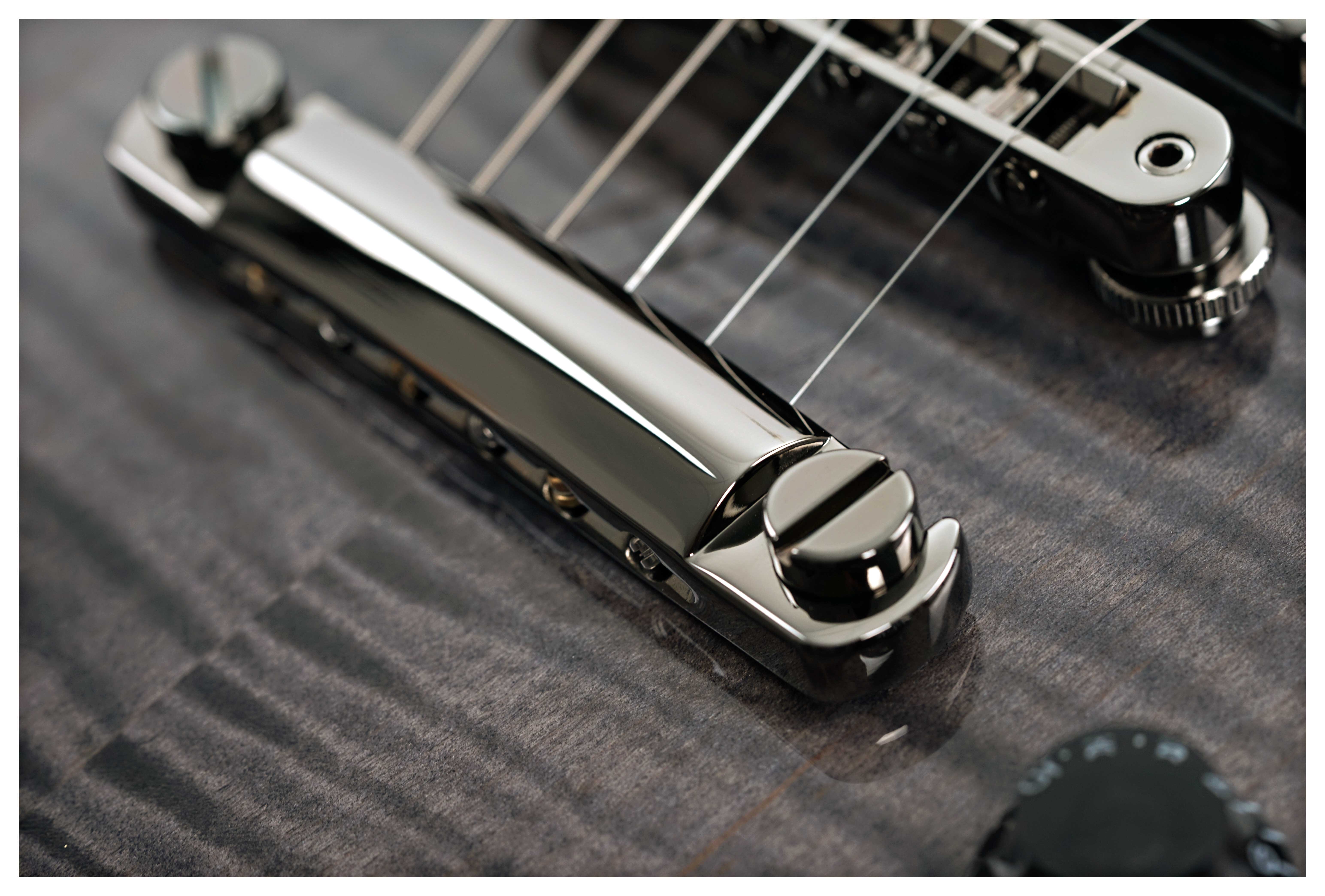 GUITARGUITAR Gibson Les Paul Studio Session Translucent Ebony Burst